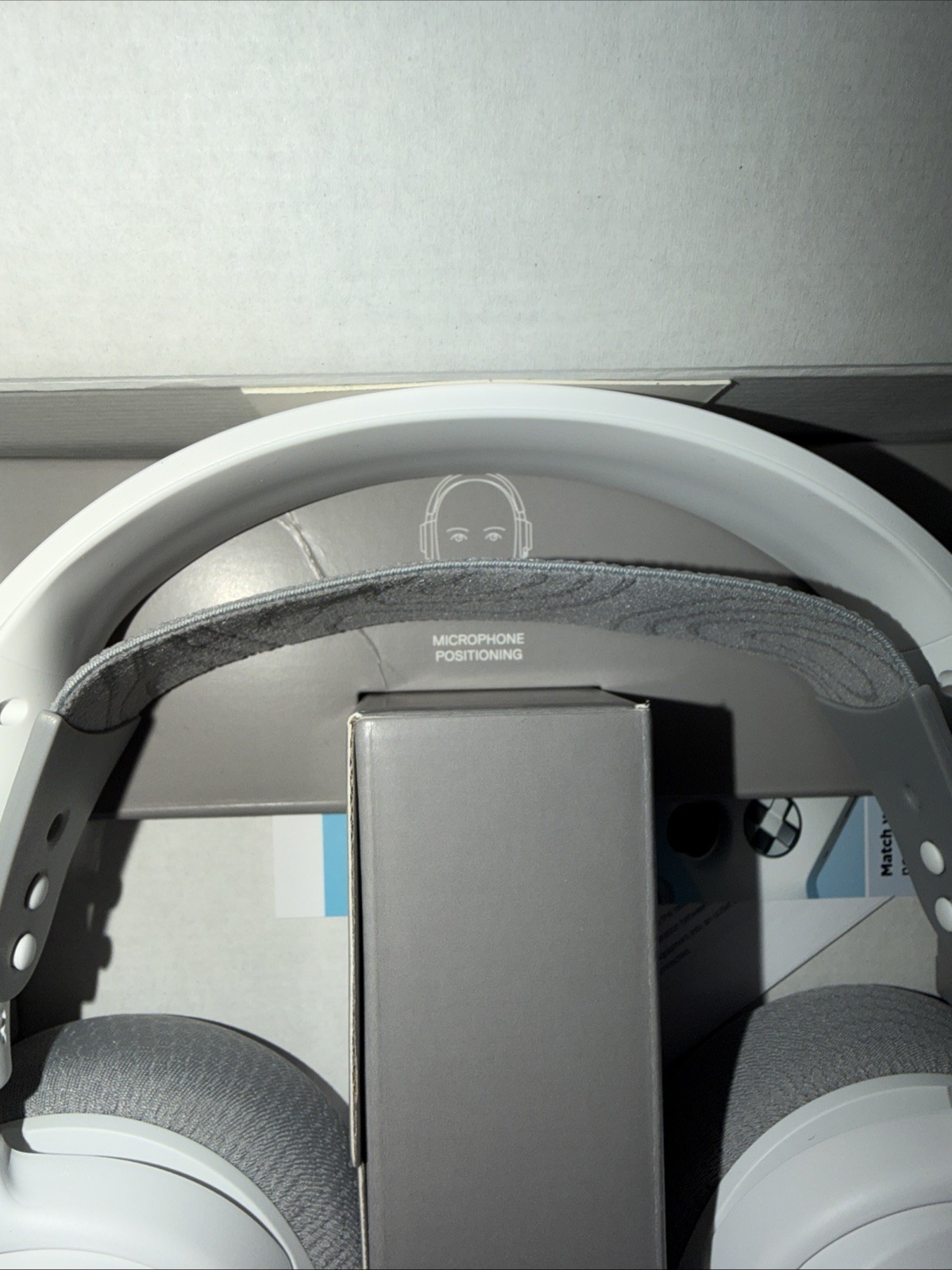 Arctis Nova 3X Wireless Gaming Headset White