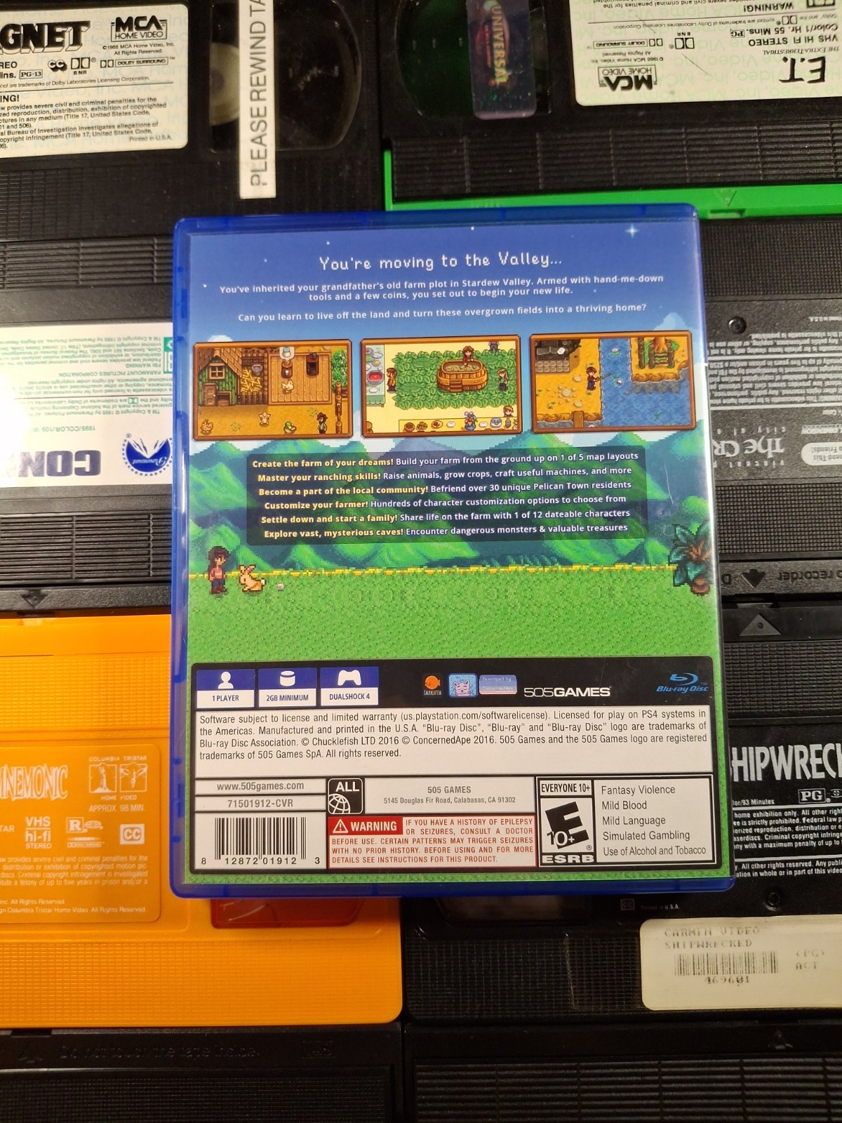 Stardew Valley (Collector’s Edition, PS4, Complete, Used)