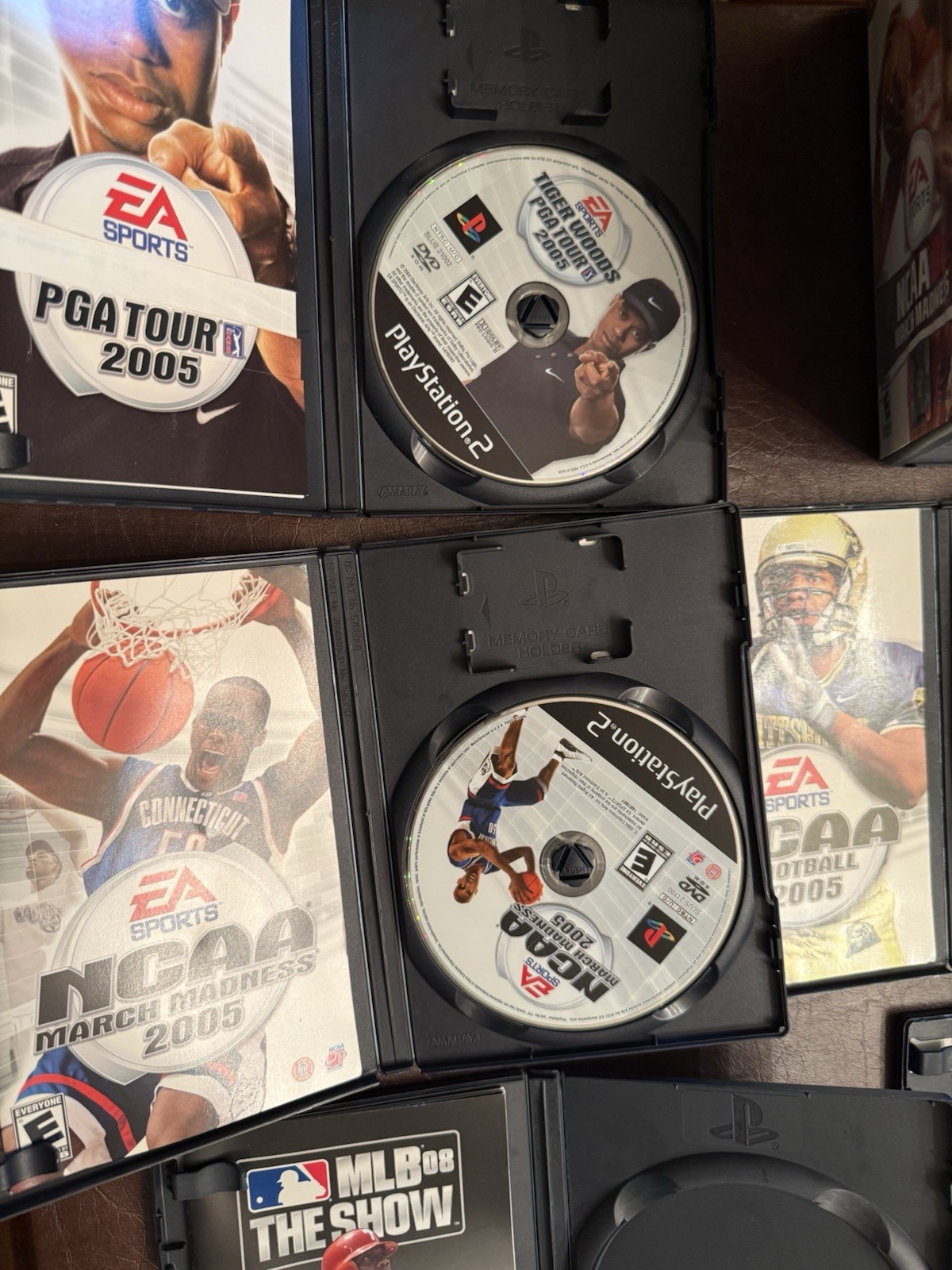 Ps2 Sports Game Lot Tiger Woods PGA Tour, MLB, NCAA Football, NCAA March Madness