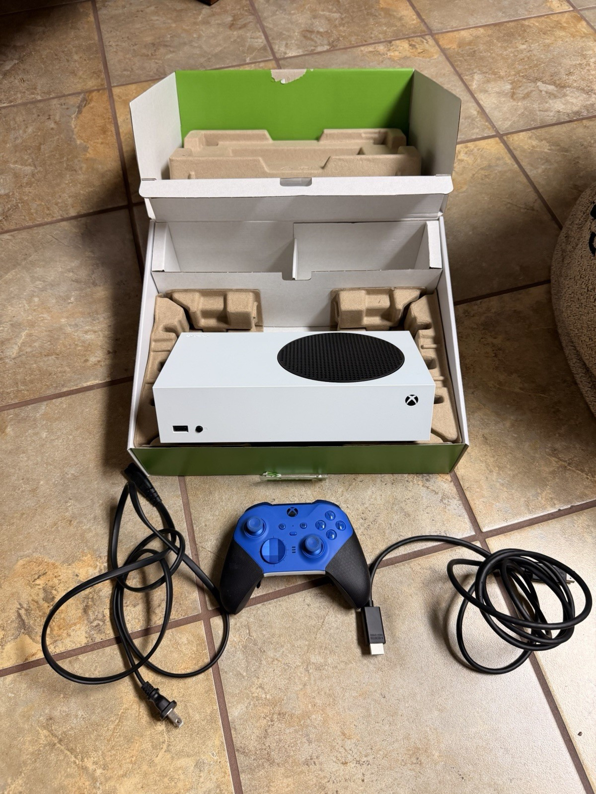 Slightly Used Xbox Series S 512GB