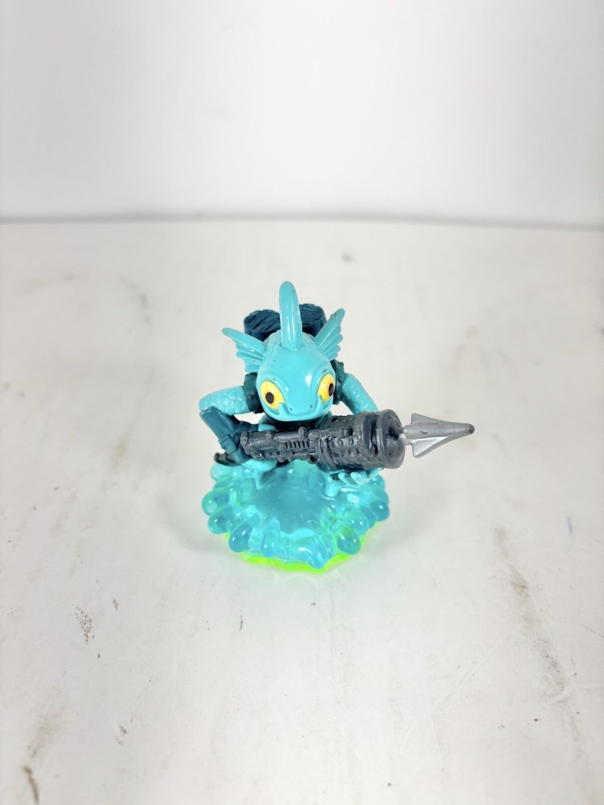 Skylanders Figure Lot of 12 Spyro Stealth Elf Gill Grunt Wash Buckler