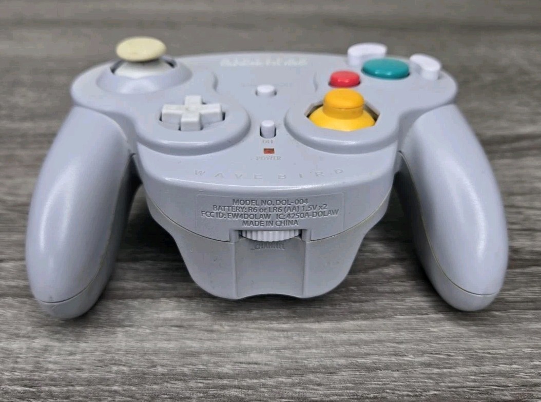 Nintendo Gamecube Wavebird Platinum Wireless Controller Only No Receiver.
