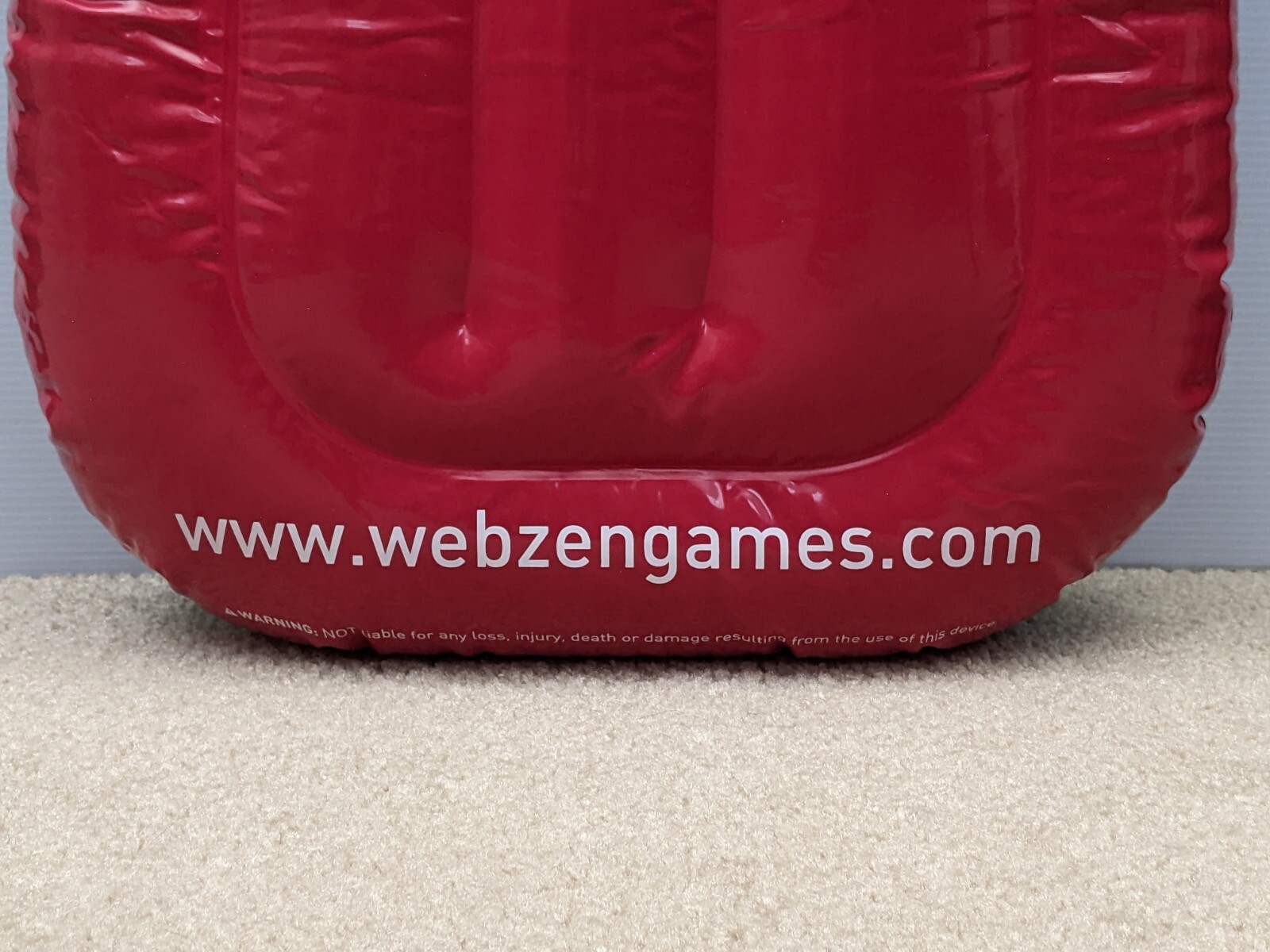 Webzen E3 2006: Pair of Promo Pool Inflatable Single Person Rafts With Strap