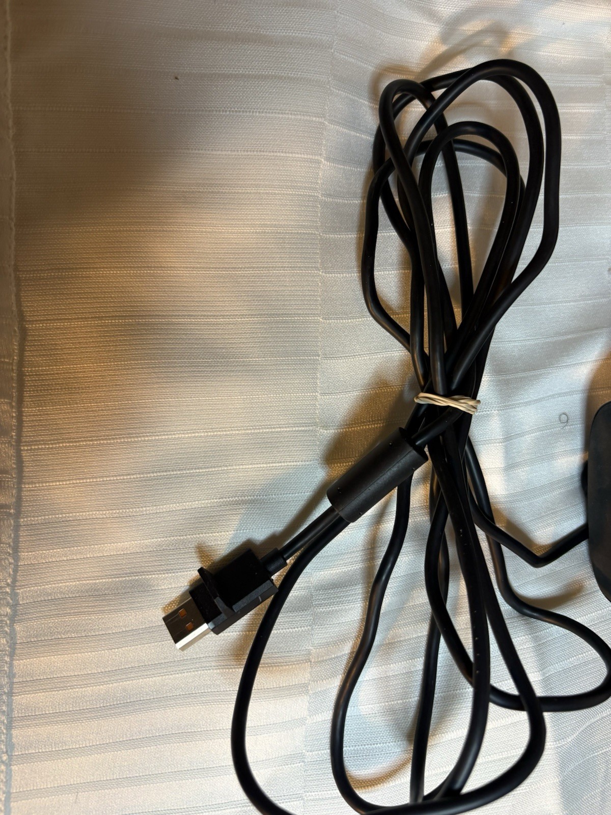 Microsoft Xbox 360 Kinect Sensor Motion Camera, Wired Cable, Black, Box