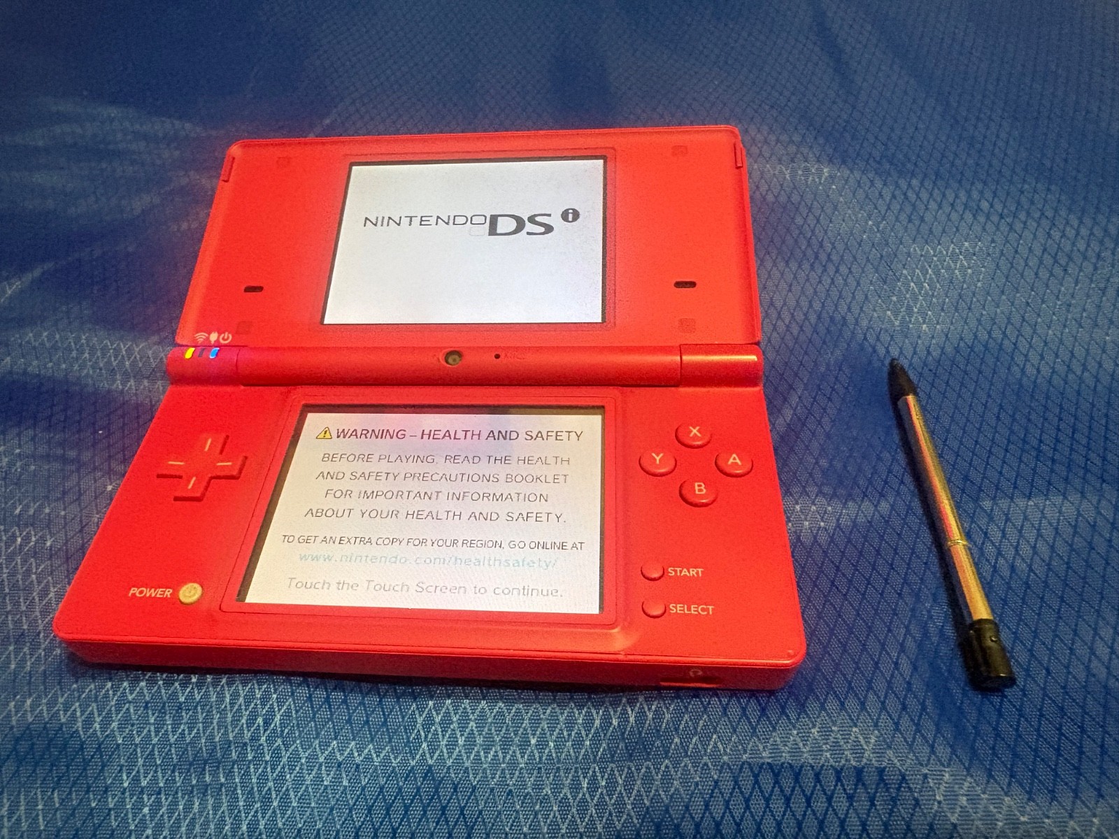 Nintendo DSi 256MB Pink Handheld System tested works