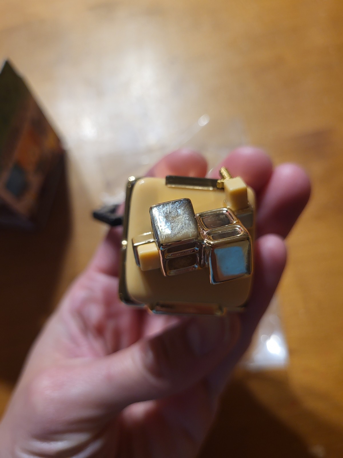 Minecraft GOLD ARMOR STEVE 24K Chase Backpack Hangers Series 4 Mojang RARE