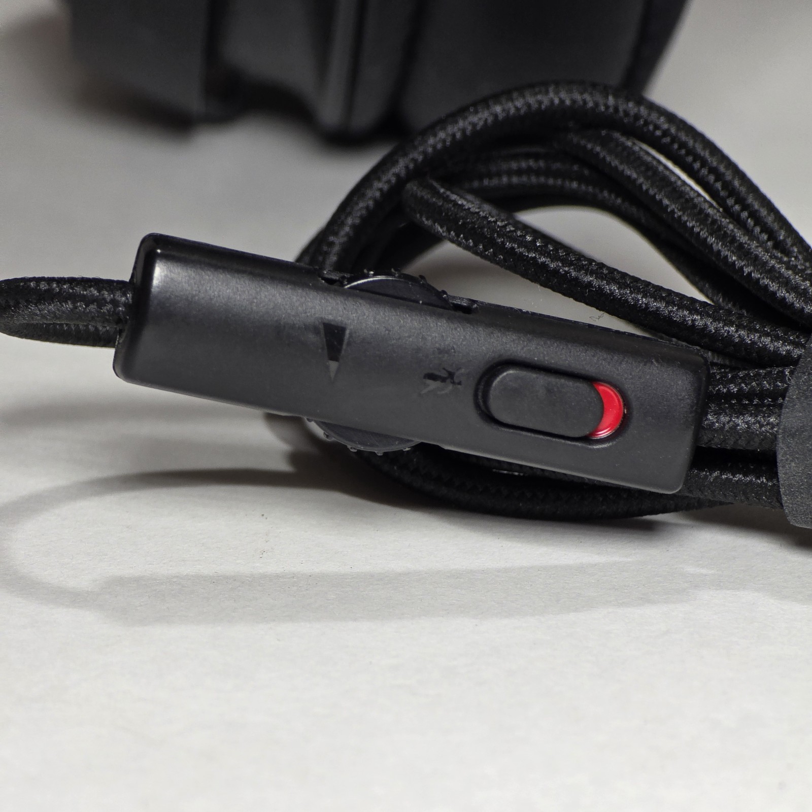 Razer Kraken Pro V2 Gaming Headset In-Line Audio, 3.5mm Jack Tested Work