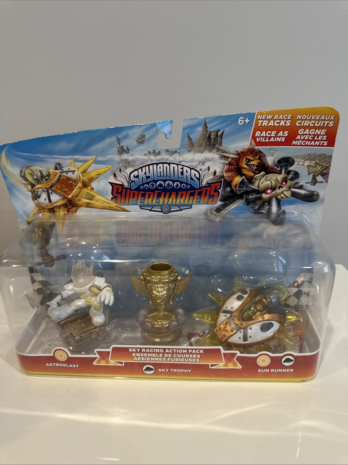 Skylanders Superchargers Sky Racing Action Pack Astro Blast Sun Runner vehicle