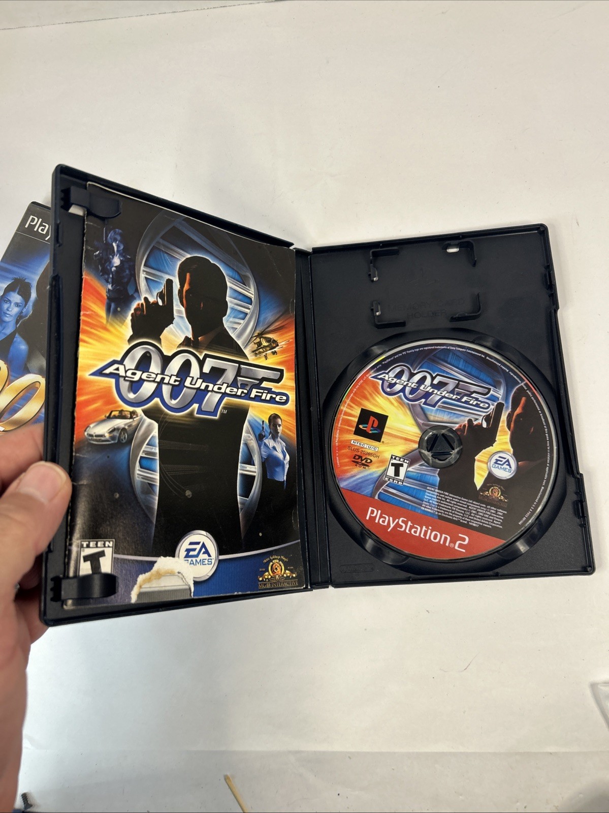 JAMES BOND 007 bundle. Nightfire and Agent Under Fire Playstation 2 READ Scratch