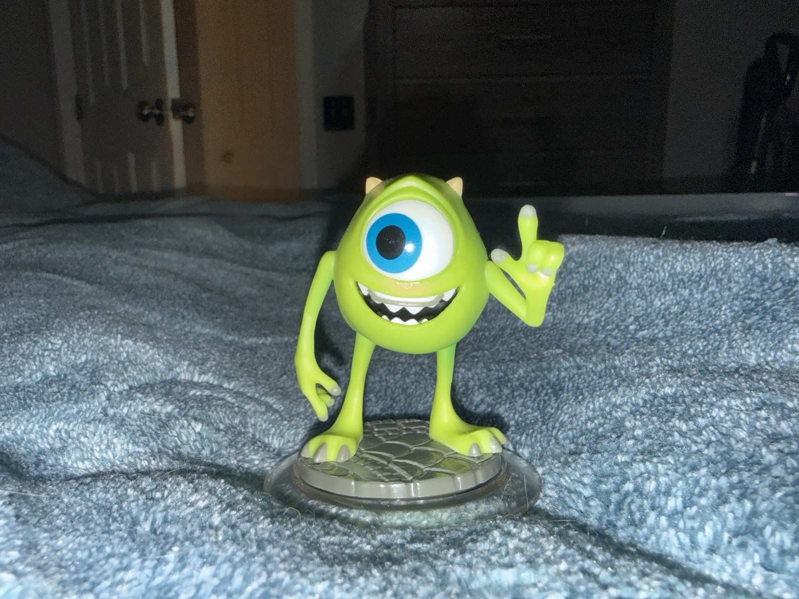 [BUY 3 GET 3 FREE] DISNEY INFINITY FIGURES