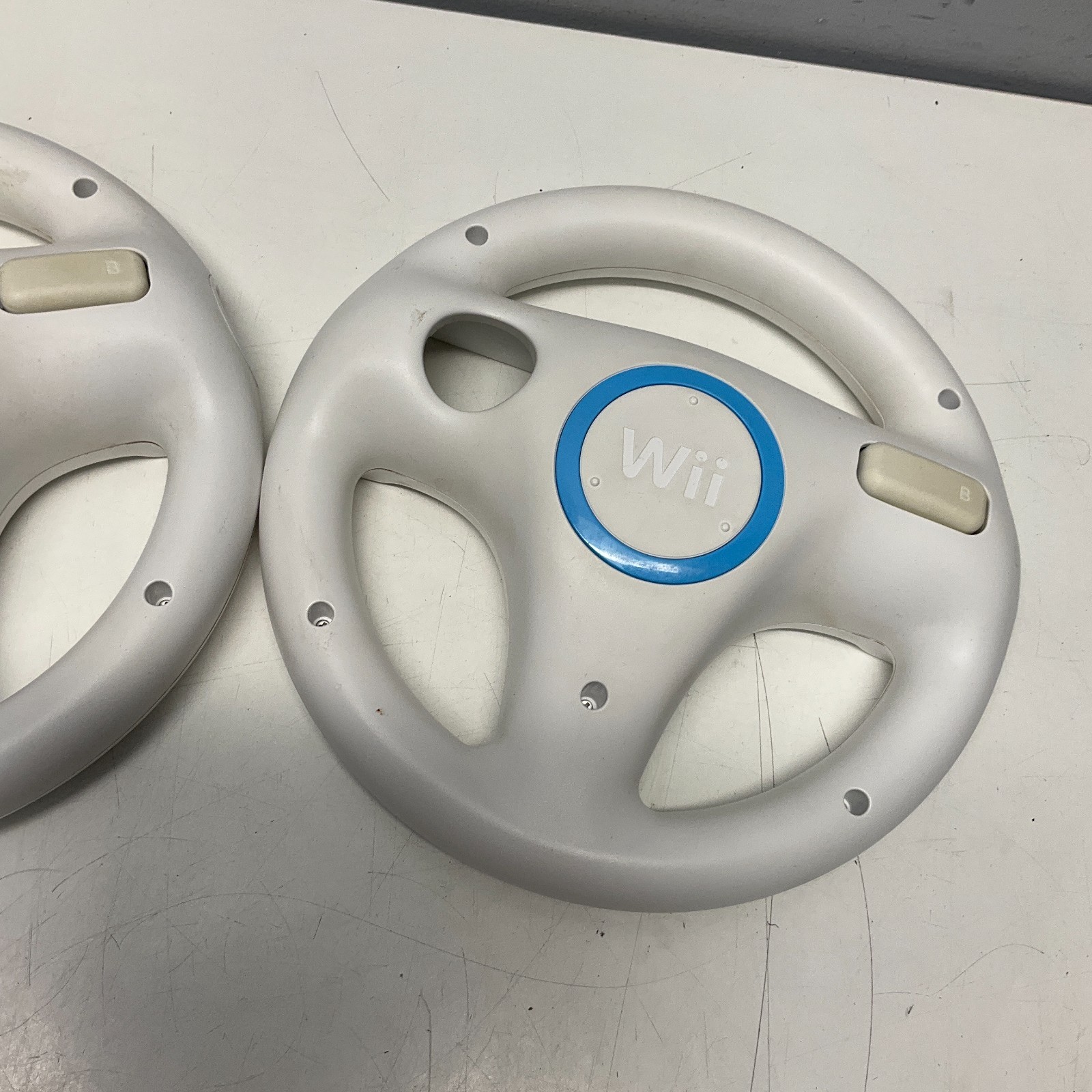 2x Genuine OEM Mario Kart Racing Steering Wheel – Nintendo Wii – Game Controller