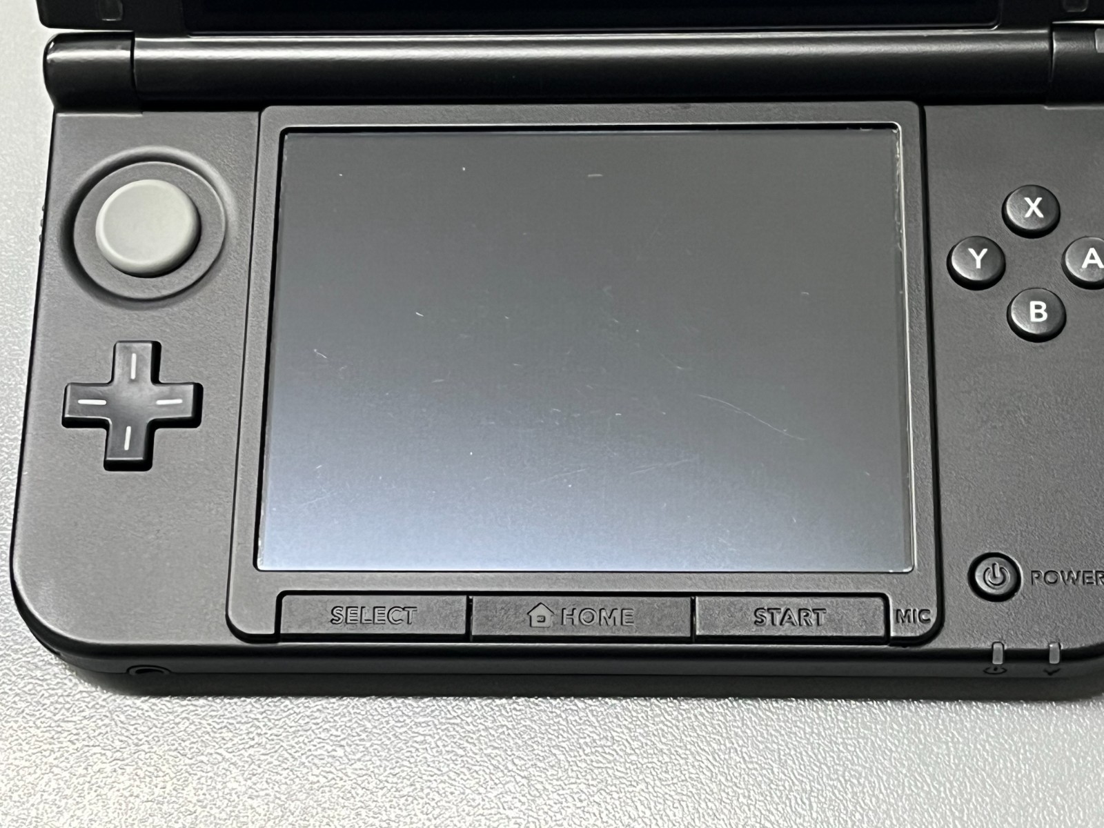 NINTENDO 3DS XL – HANDHELD – SPR-001 Black w/ charger & 4gb SD