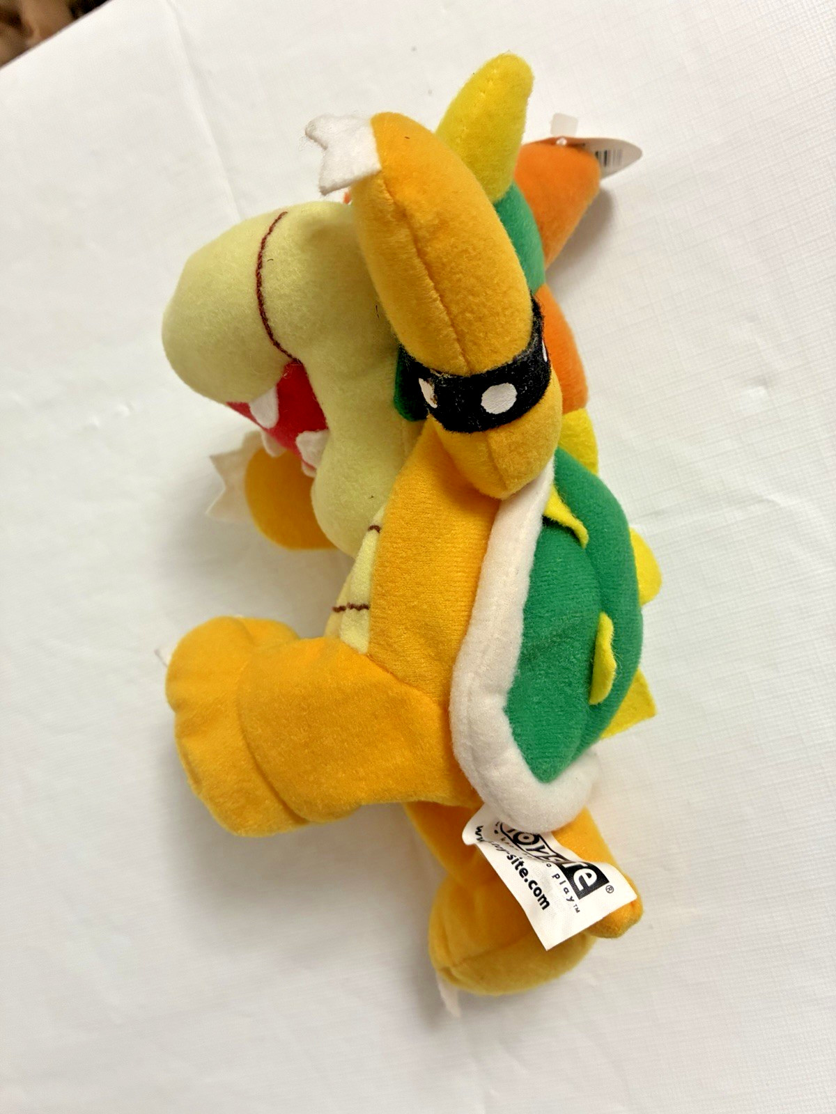 Nintendo 64 Collectibles – 7″ “Attacking” BOWSER – Mario Bros. Toy Site Beanbag
