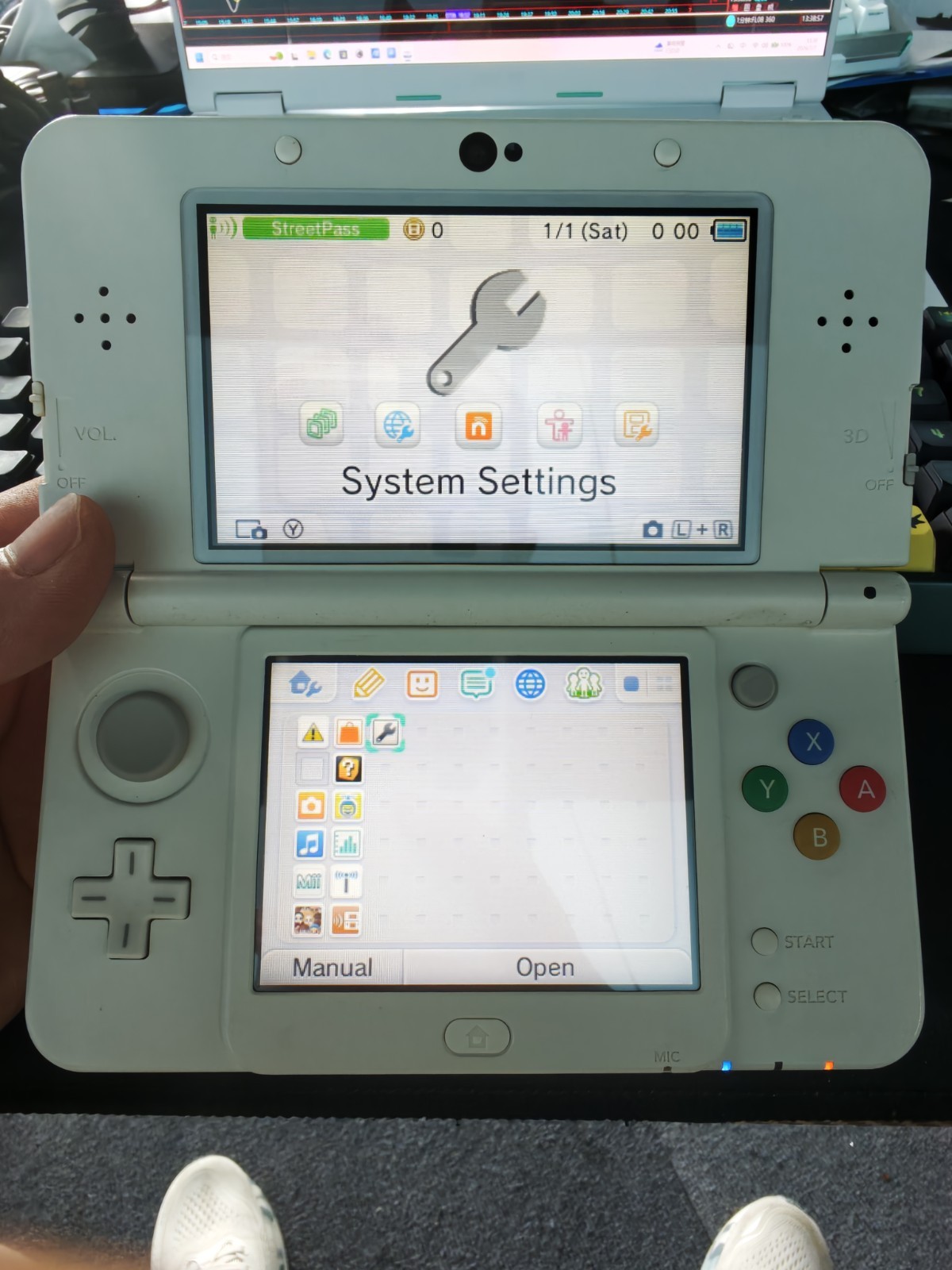Nintendo white Dual IPS screens new3ds used