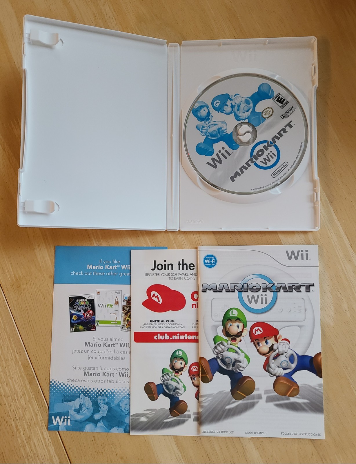 Nintendo Wii Mario Kart – All Original Packaging and Inserts!
