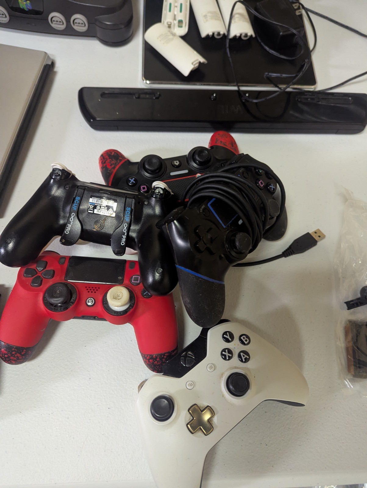 Video Game Consoles/Games Xbox/N64/GB/Wii/PS3/Tablet