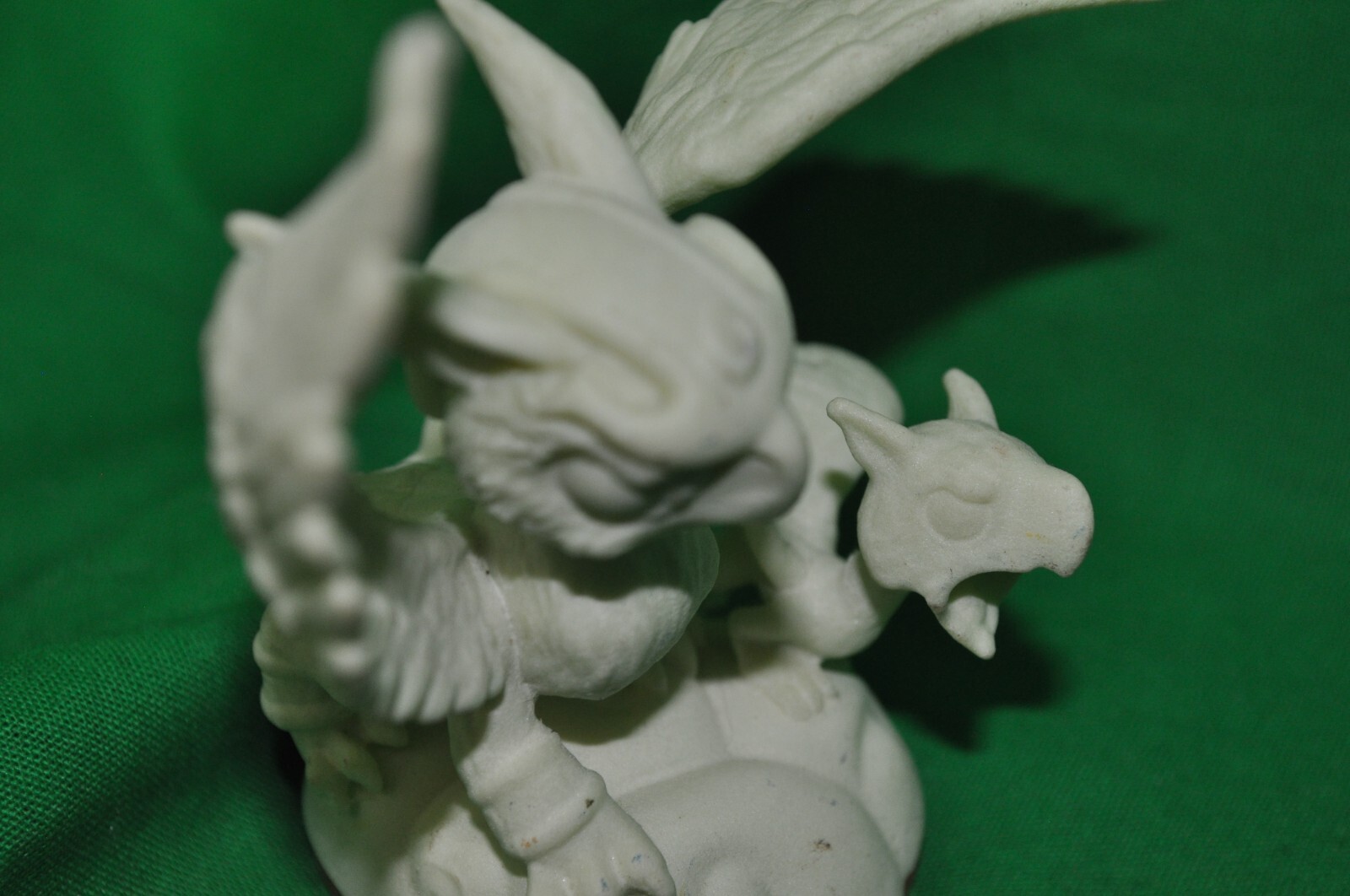Skylanders Giants Glow-In-The-Dark Sonic Boom Figure – Tested! damaged see pics