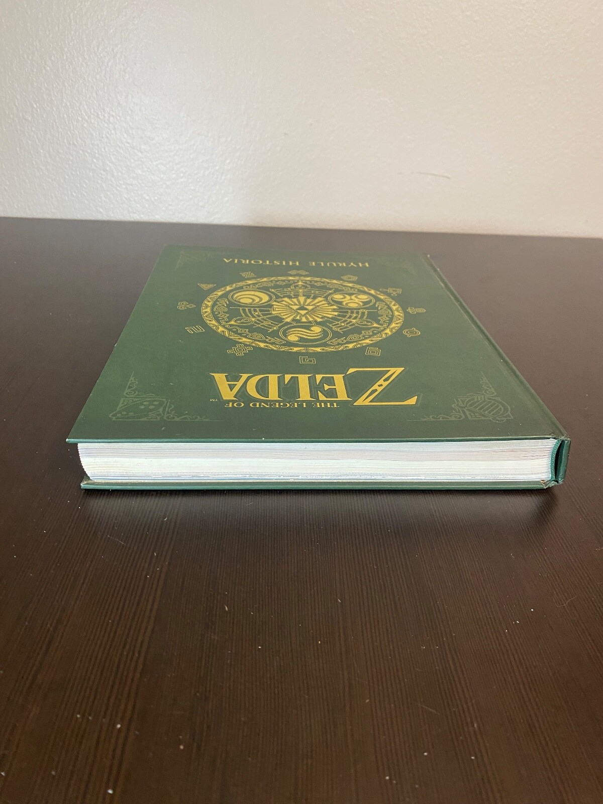 Nintendo The Legend Of Zelds Hyrule Historia Hardcover Book Dark Horse Books