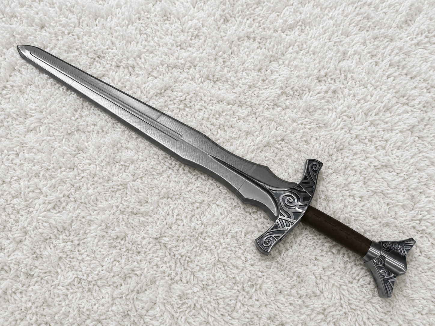 The Elder Scrolls V: Skyrim Steel Sword Prop Full Sized Replica Cosplay Display