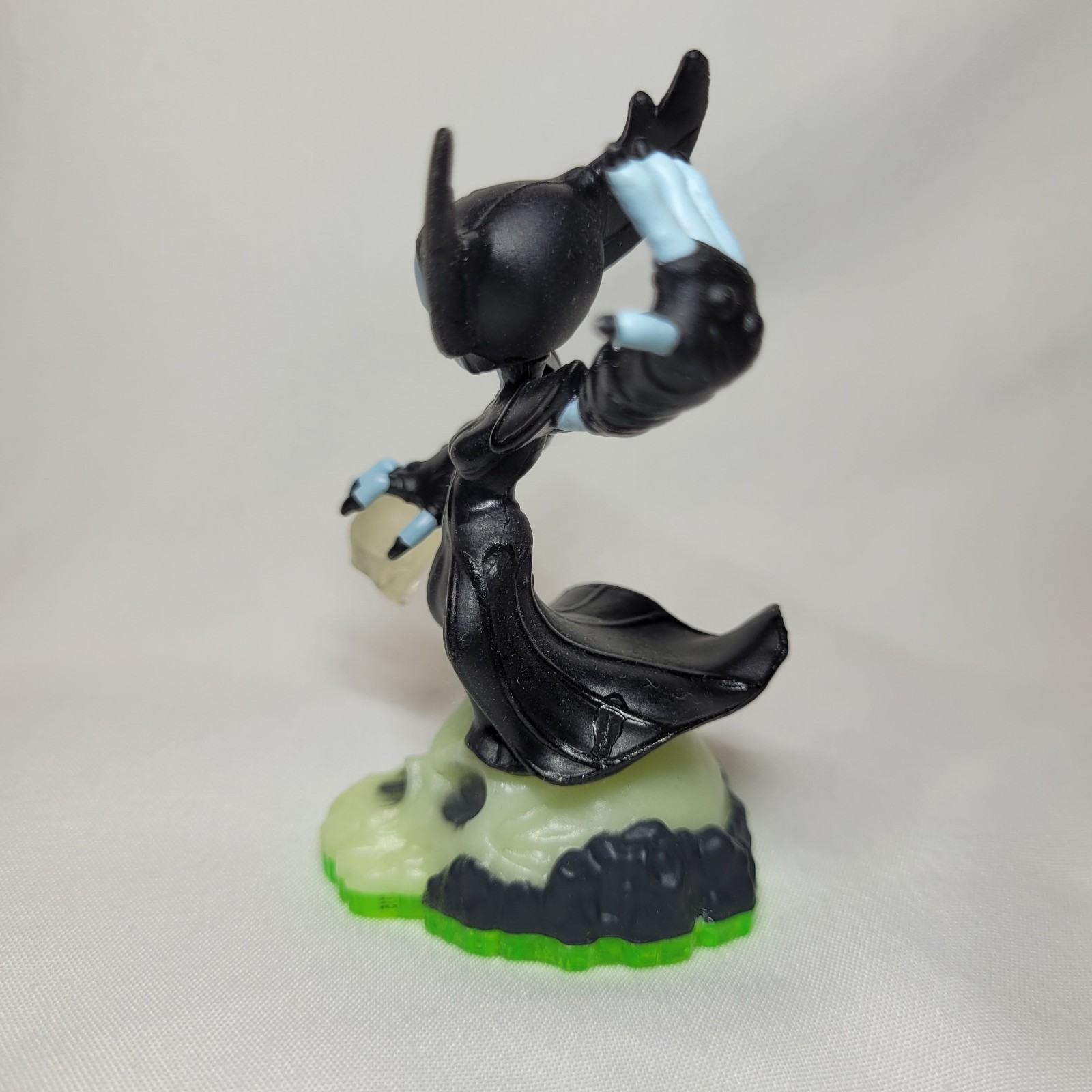 Skylanders Spyro’s Adventure HEX Figure+Trading Card,Stickers +Web Code