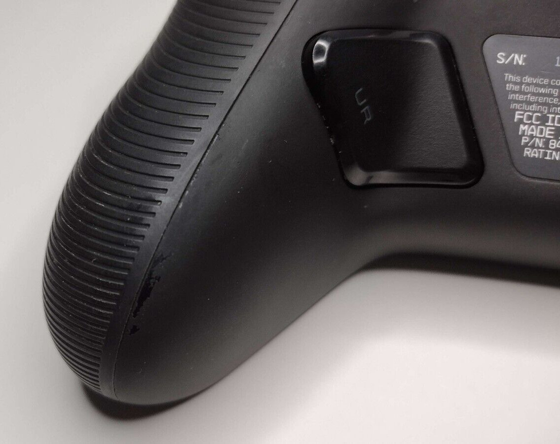 ASTRO Gaming C40 TR Controller For PS4/PC. No Joystick Drift – Great Condition!
