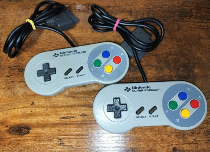 Nintendo Super Famicom Console Set 2 Controllers Mario World Collection Tested