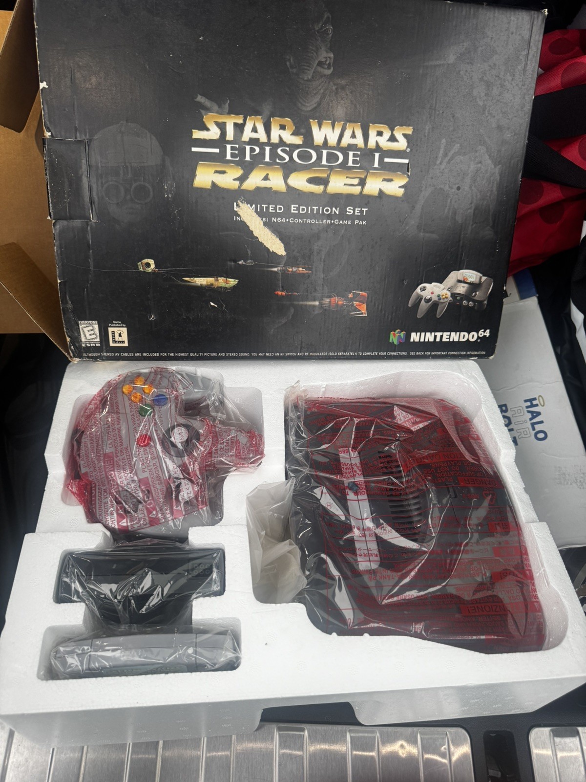 *BRAND NEW* Limited Edition Nintendo 64 StarWars Ep. 1 Racer – Complete Box Set
