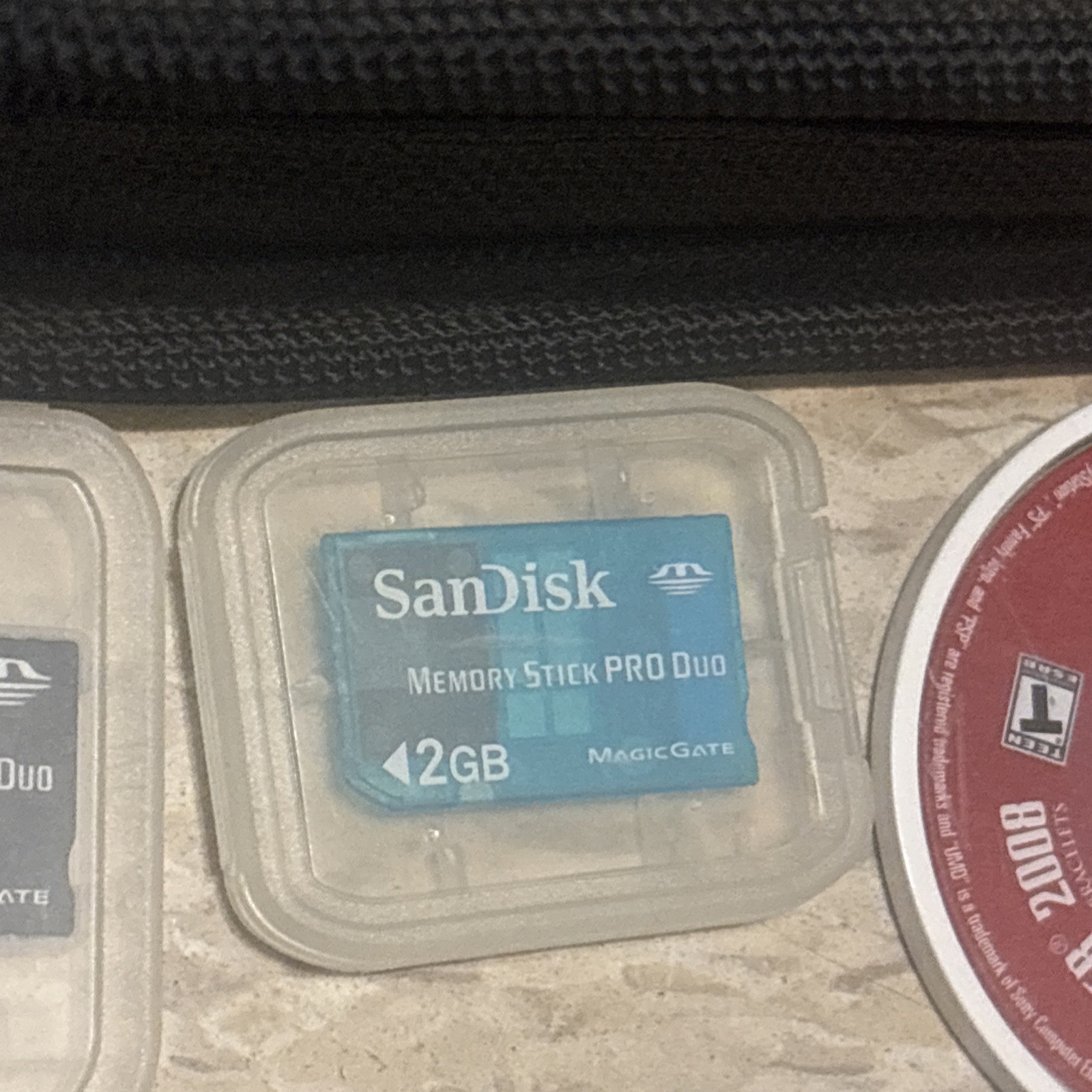 Sony PSP lot OEM Carrying Case Travel soft hard case lot + memory sticks/game