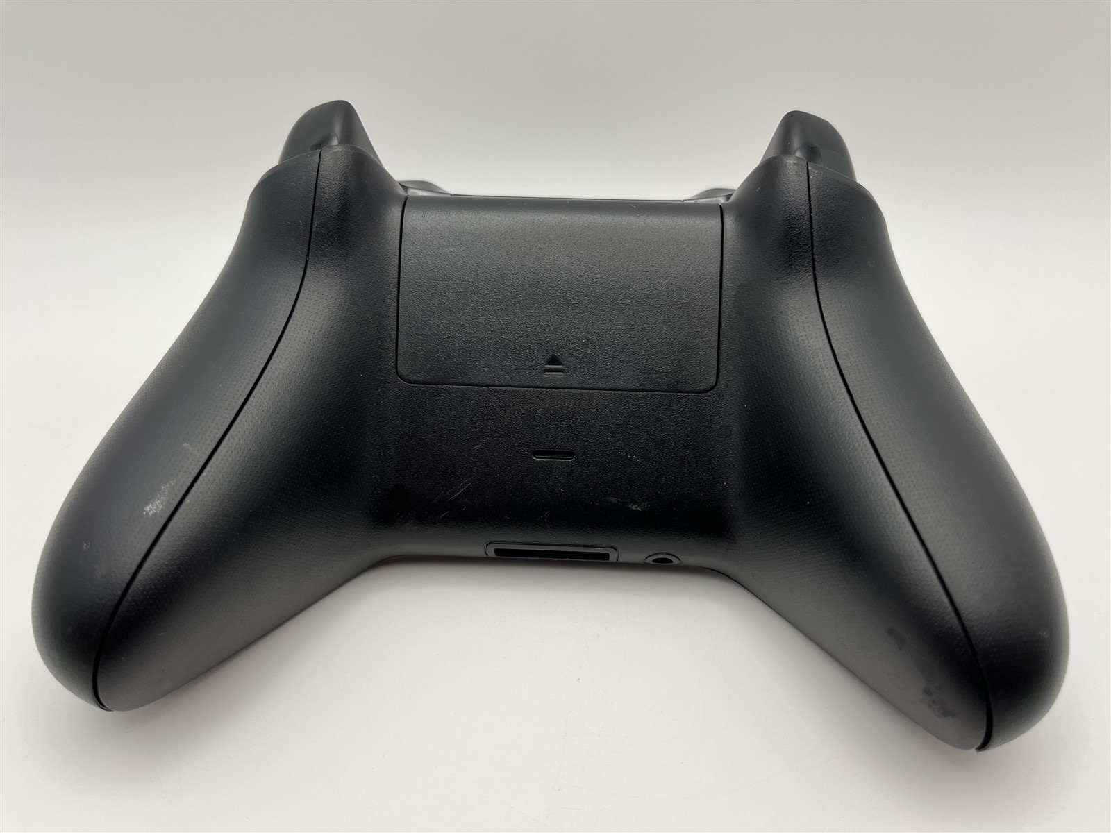 Genuine Microsoft Xbox ONE Wireless Controller Black with headphone jack Tested