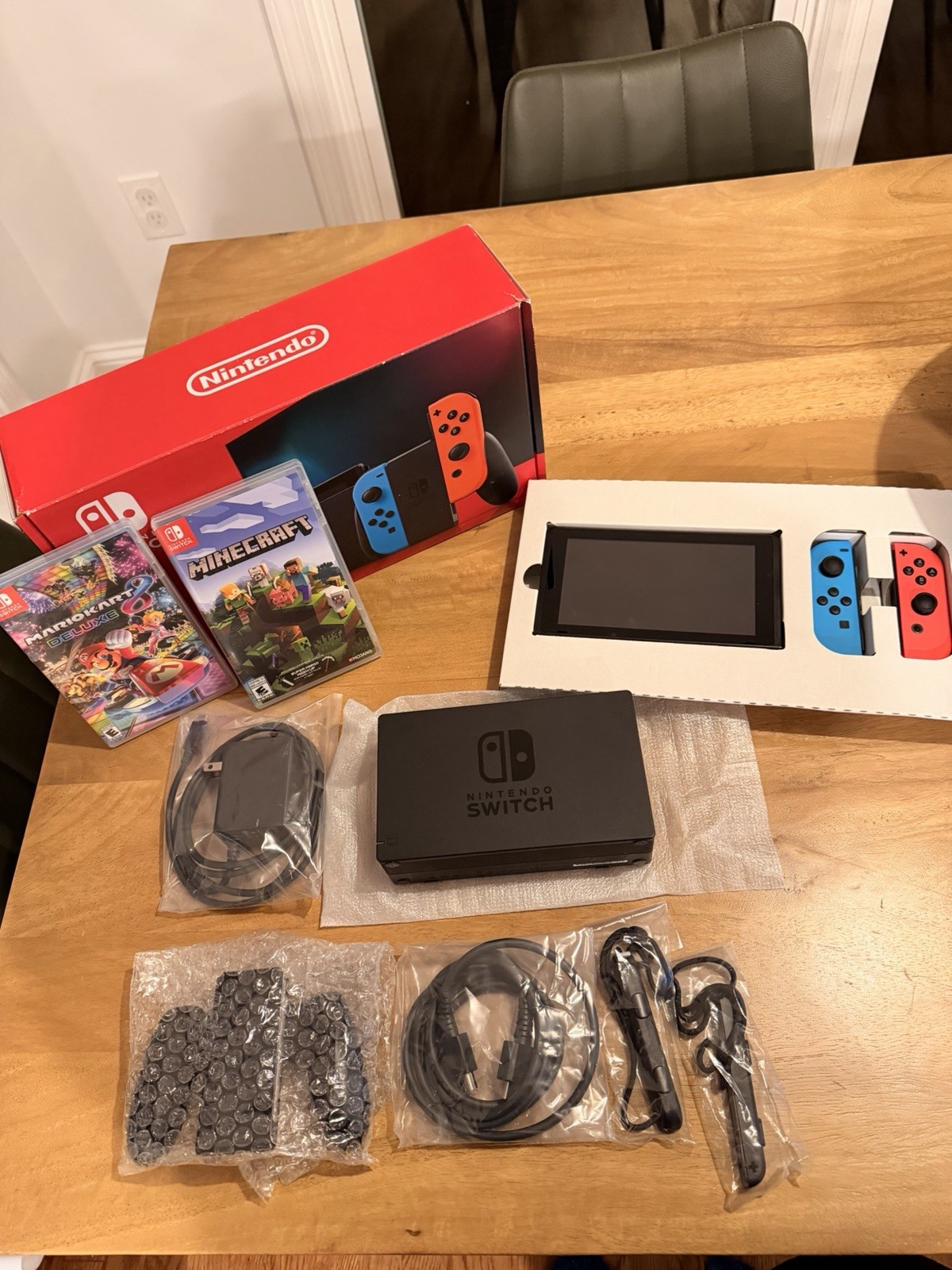 Nintendo Switch HAC-001 Console Dock Neon Blue/Red Joy-Con Box PLUS 2 games