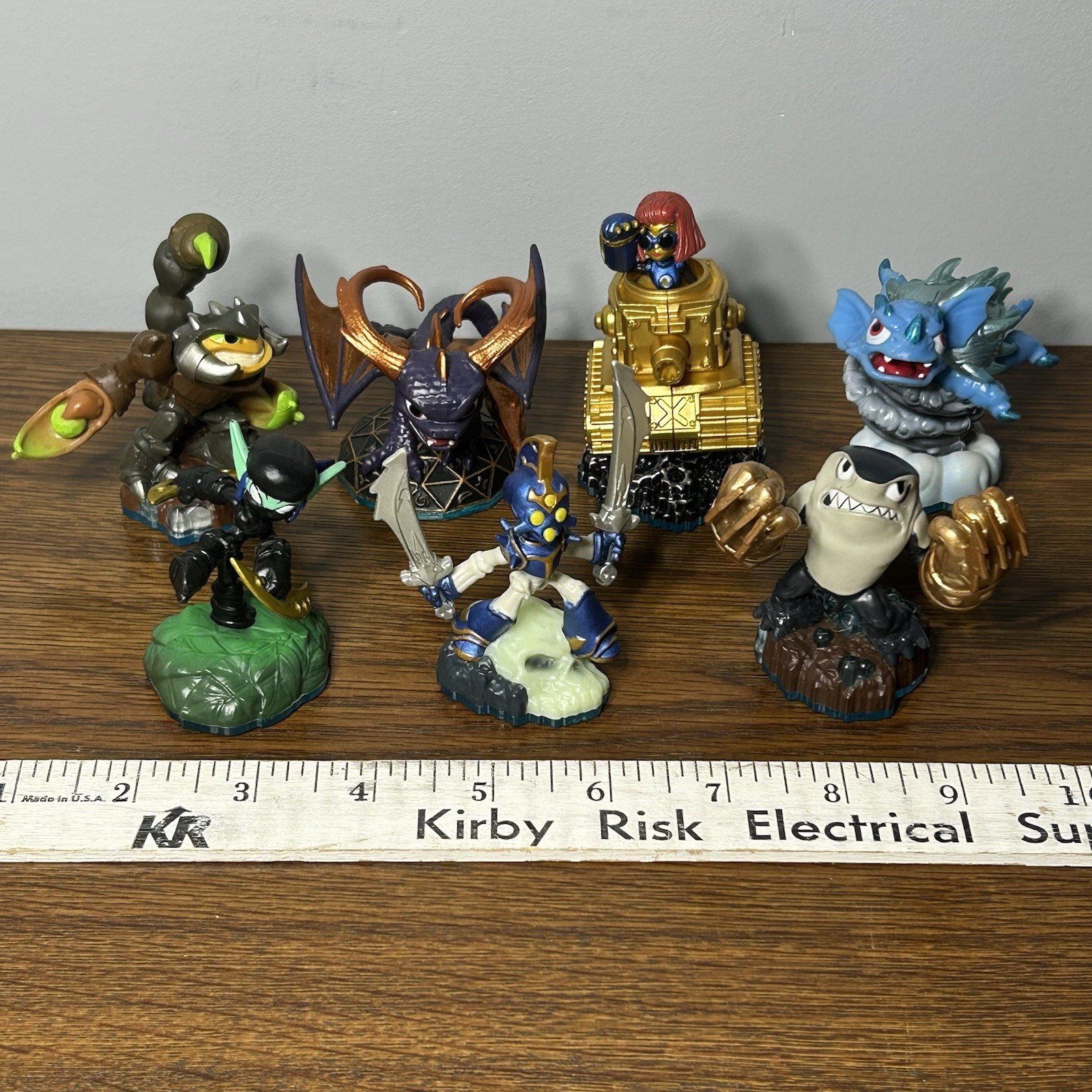 Skylander Swappable Swap Force Scorp Warnado Knock Out Mega Ram Figures Lot of 7
