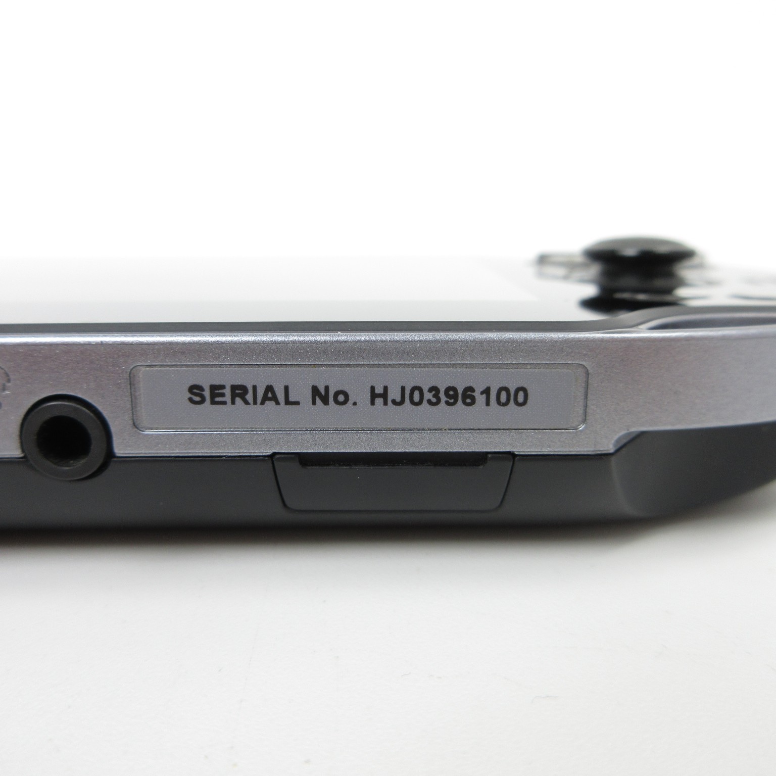 【Very Good】Sony PS Vita PCH-1000 Crystal Black Wi-Fi Model Console only #RET0519