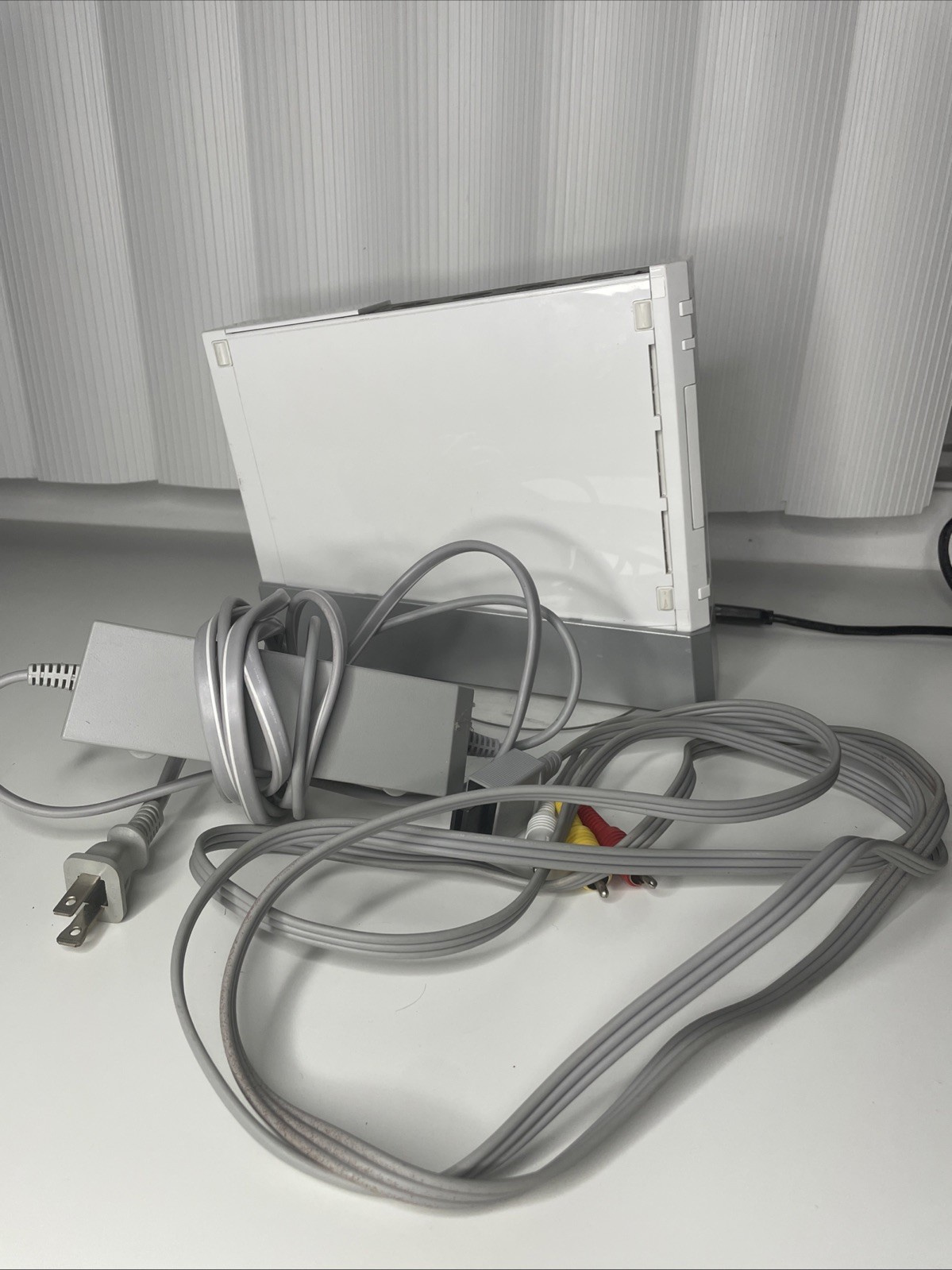 Nintendo Wii RVL-001 White Console w/ Cords – Tested No Sensor But Working