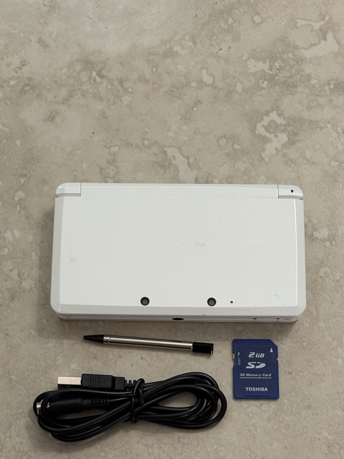 Nintendo 3DS Console White Edition With Charger US SELLER Very Good Condition