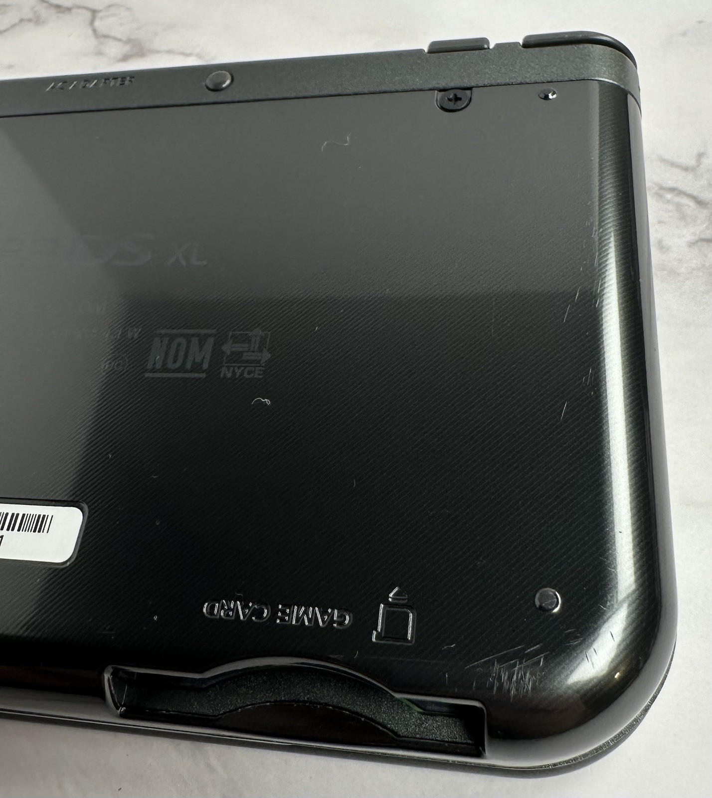 Nintendo New 3DS XL Console W/Charger & Case (DOESN’T READ GAMES/PARTS ONLY)