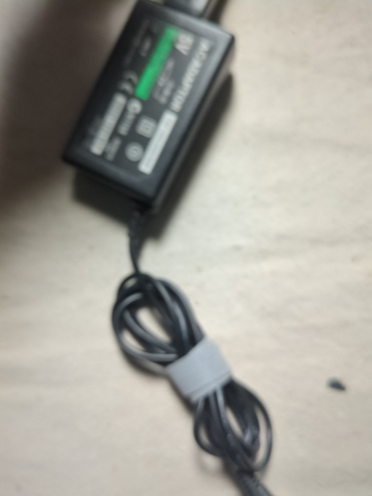 PSP Ac Adapter. 5V 2A. For PSP1000/2000/3000. Generic, NOT OEM.