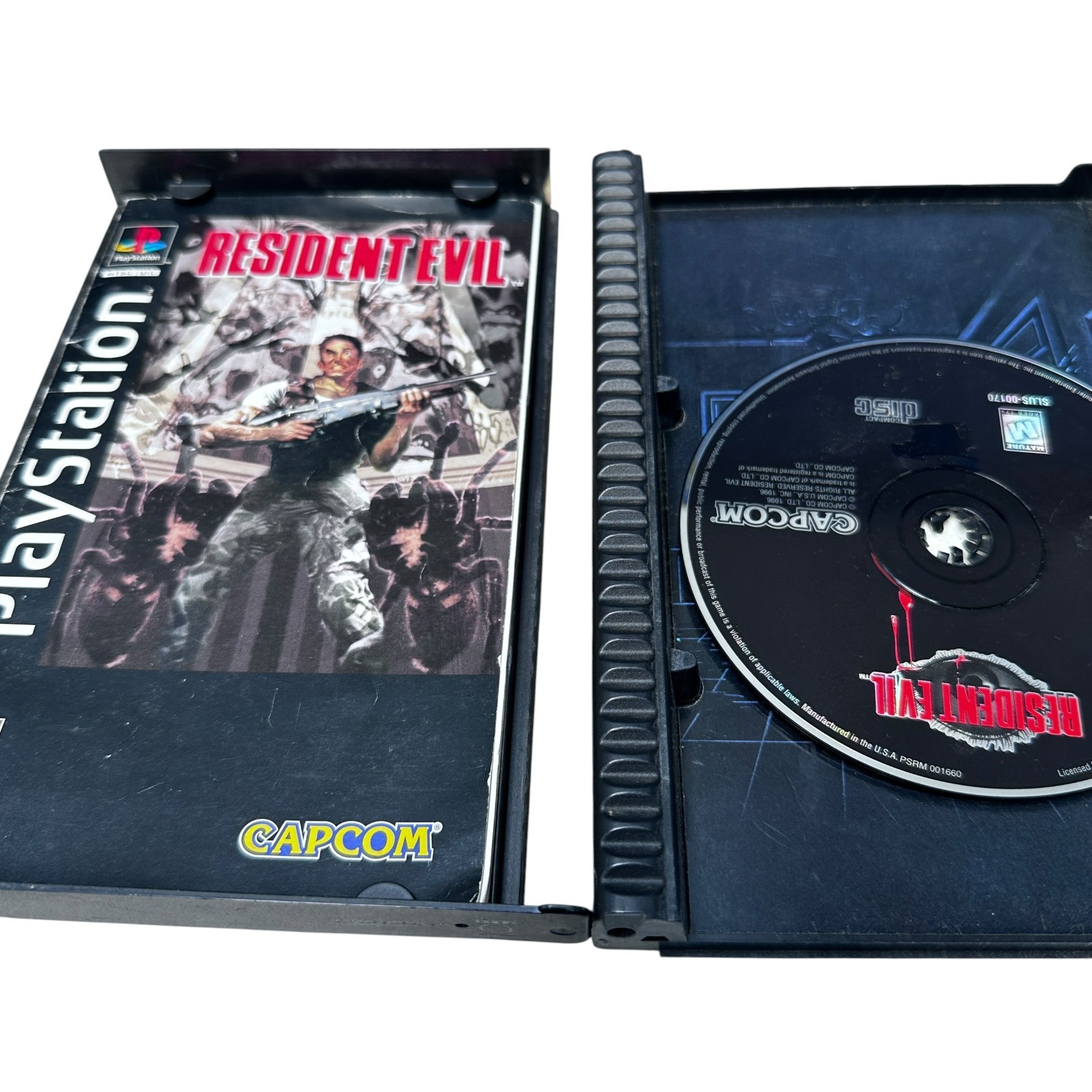 Resident Evil 1 Sony Playstation 1 (1996) CIB Black Label Box Damaged