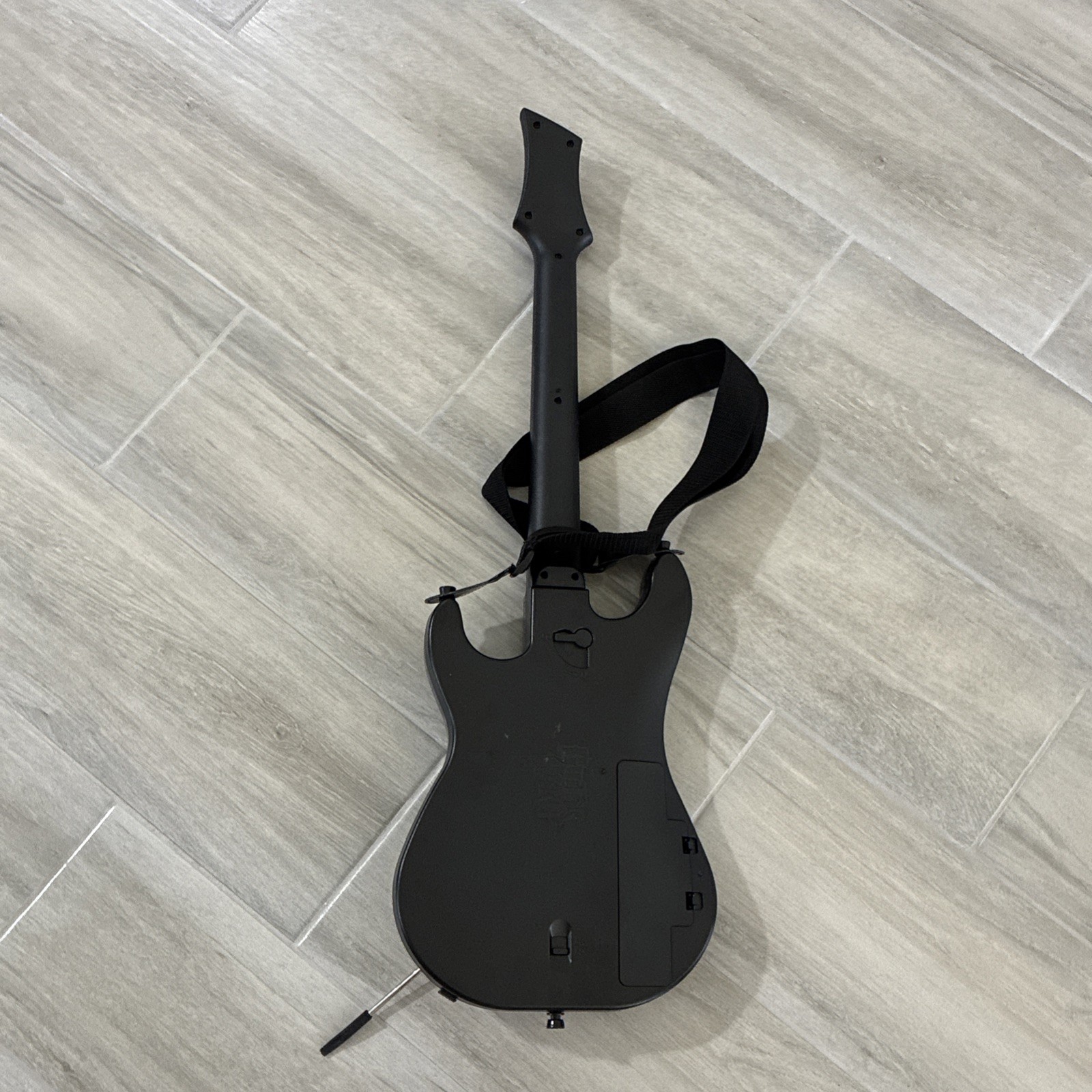 Wii Guitar Hero Warriors of Rock Band Bundle Wii Nintendo CIB (Read Desc)