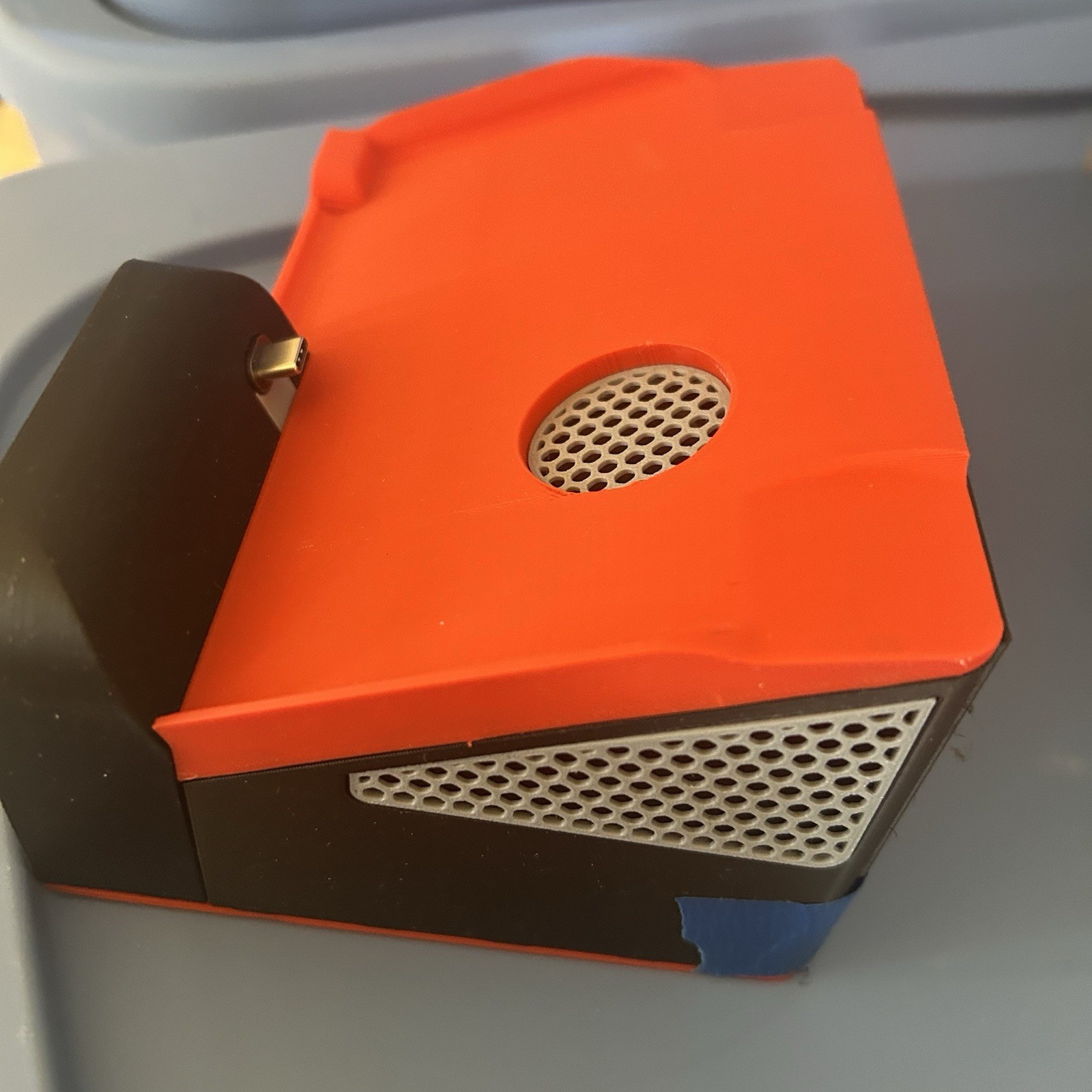 AYN Thor Dock Stand USB-C Rear Pass-Through 3D Printed New 3DS Inspired