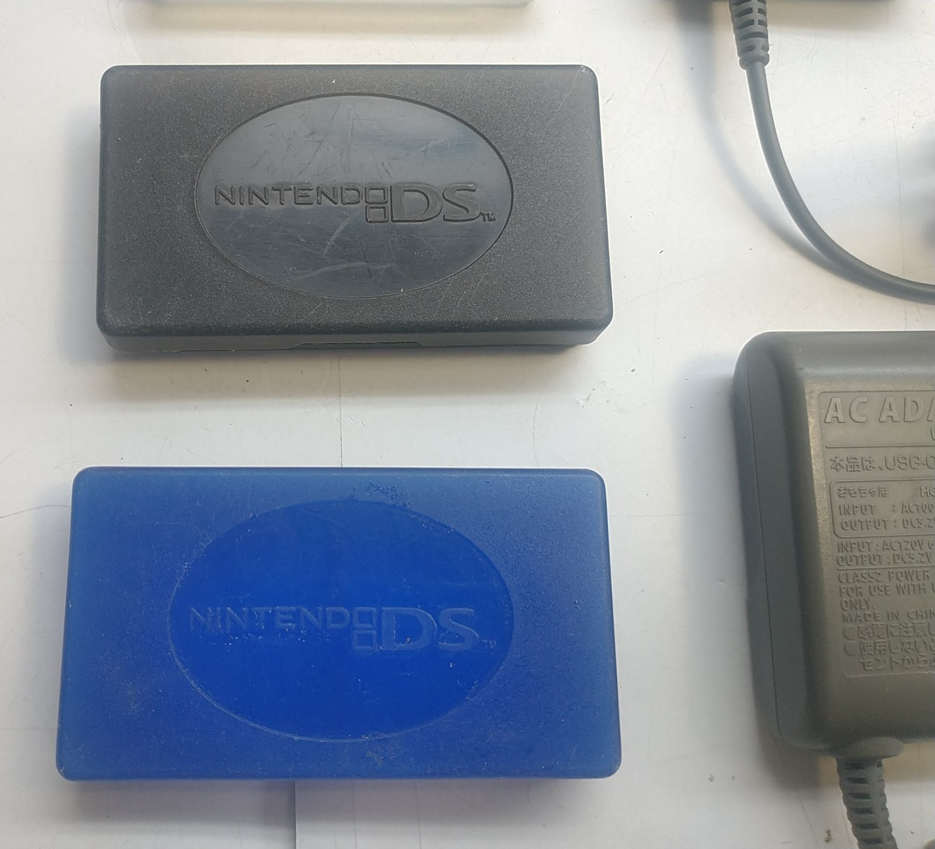 Lot of 2 Nintendo DS usg-002 usg/USA AC Adapter plus games cases