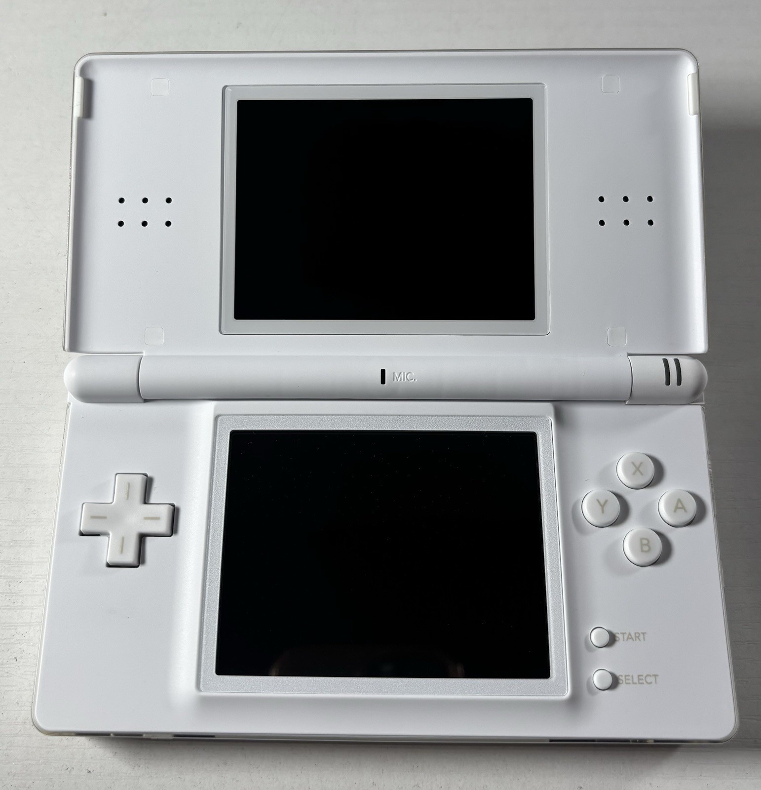 Nintendo DS Lite OEM White Handheld System LOT (USG-001) + 4 Games & Case CLEAN!