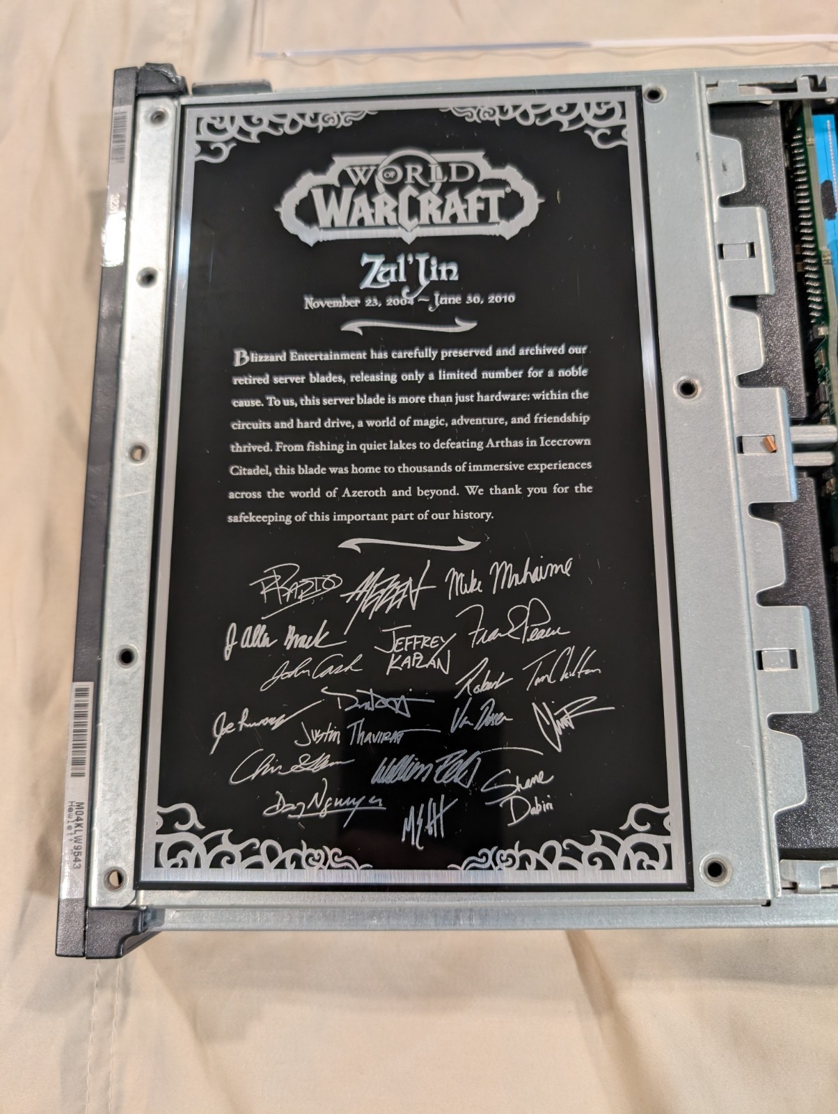 World of Warcraft Zul’jin Server Blade – Signed – St. Jude 2011 Auction – WoW