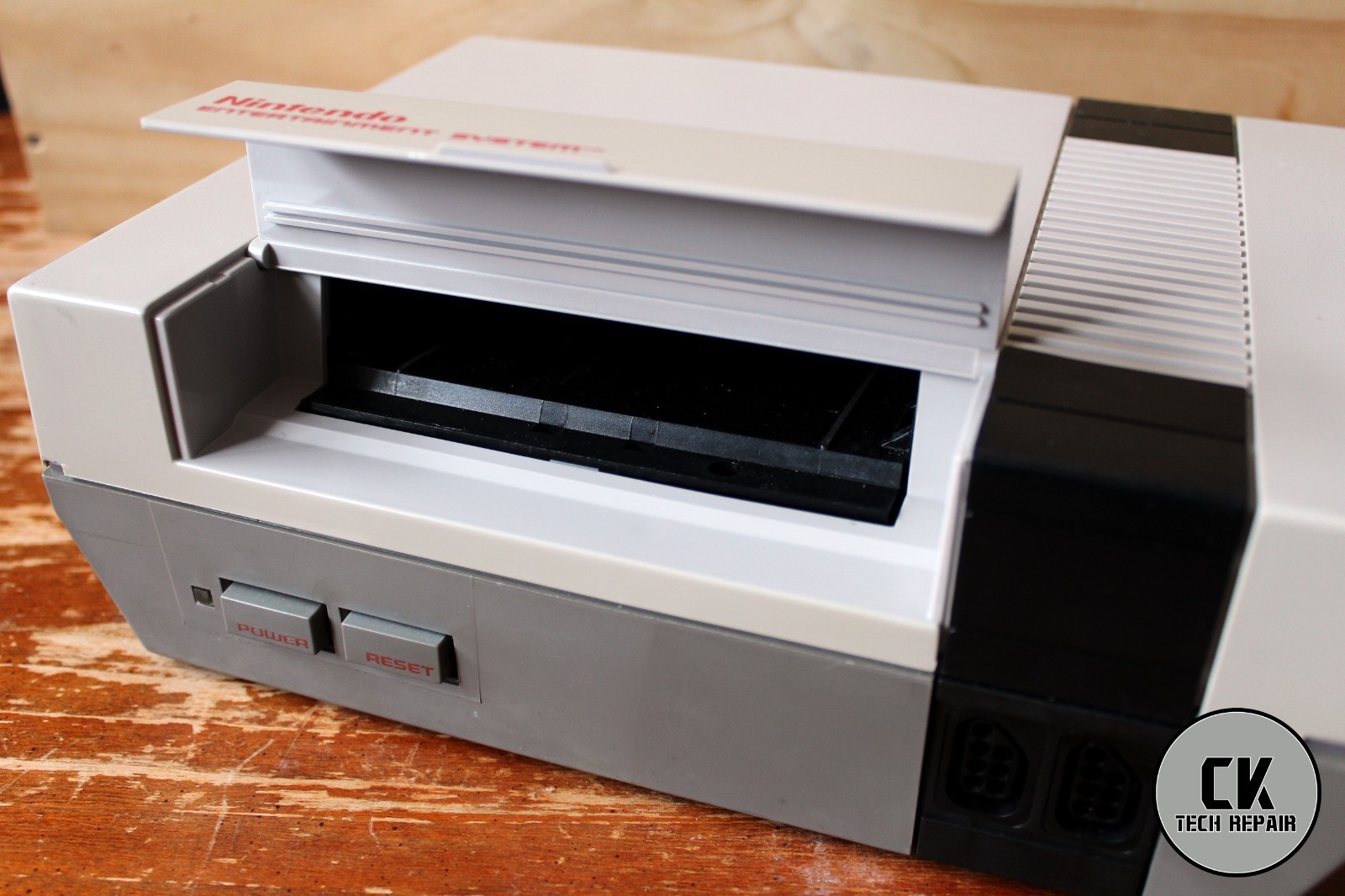 Nintendo NES Bundle with 2 Controllers, Cables – Deep Cleaned, Tested, Works