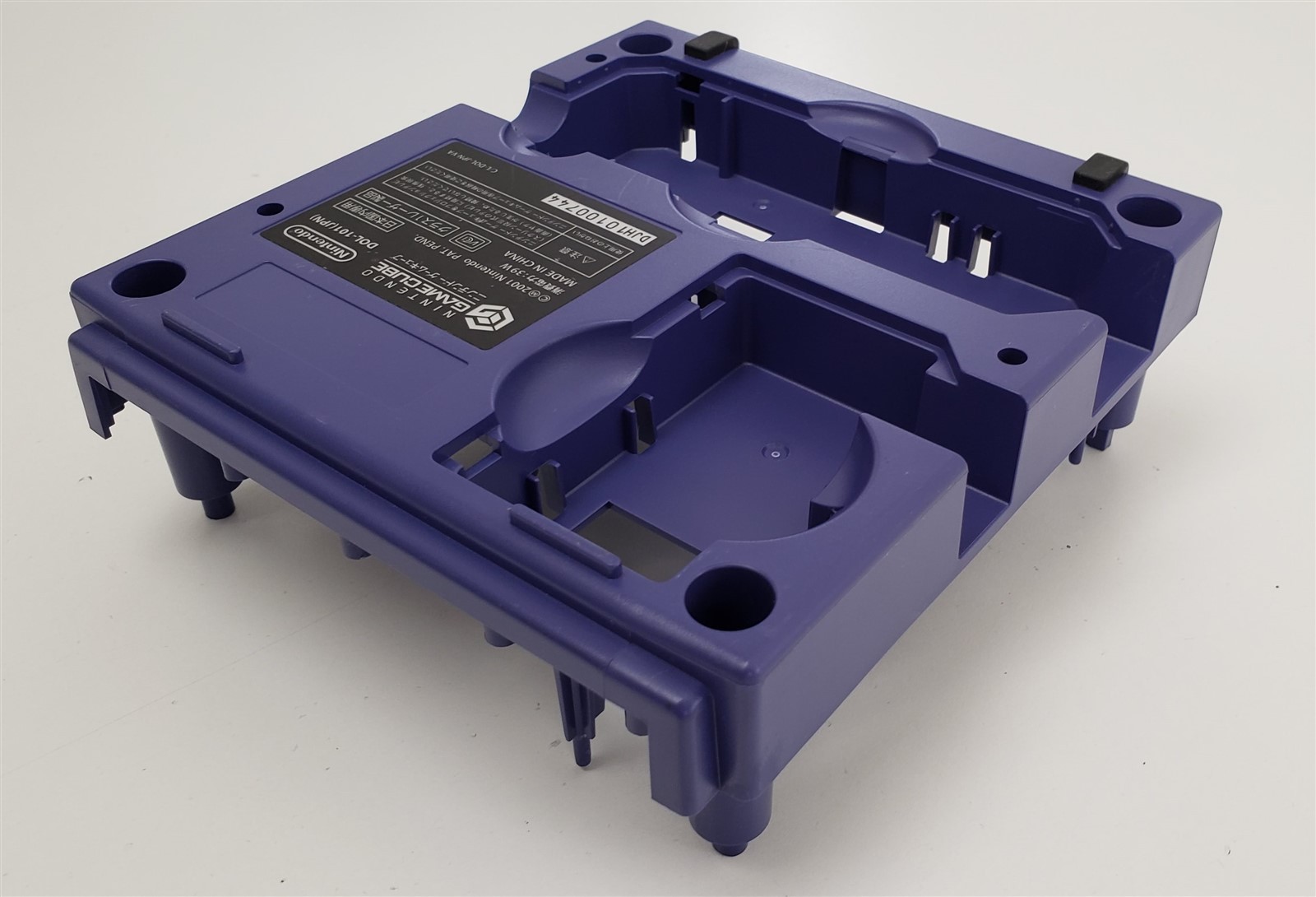 OEM Replacement Nintendo Gamecube – Indigo/Purple Bottom Shell Case