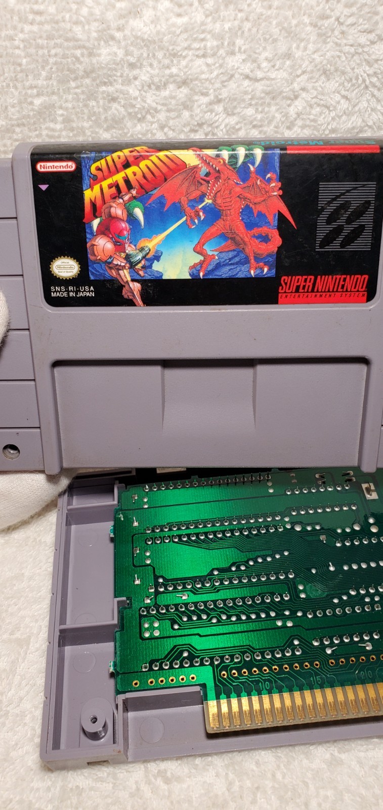 Super Metroid (Super Nintendo)nice condition