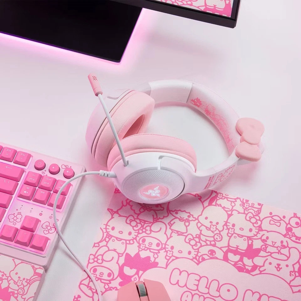 Razer Kraken Kitty V2 Wired USB A Gaming Headset with Kitty Ears and Chroma RGB