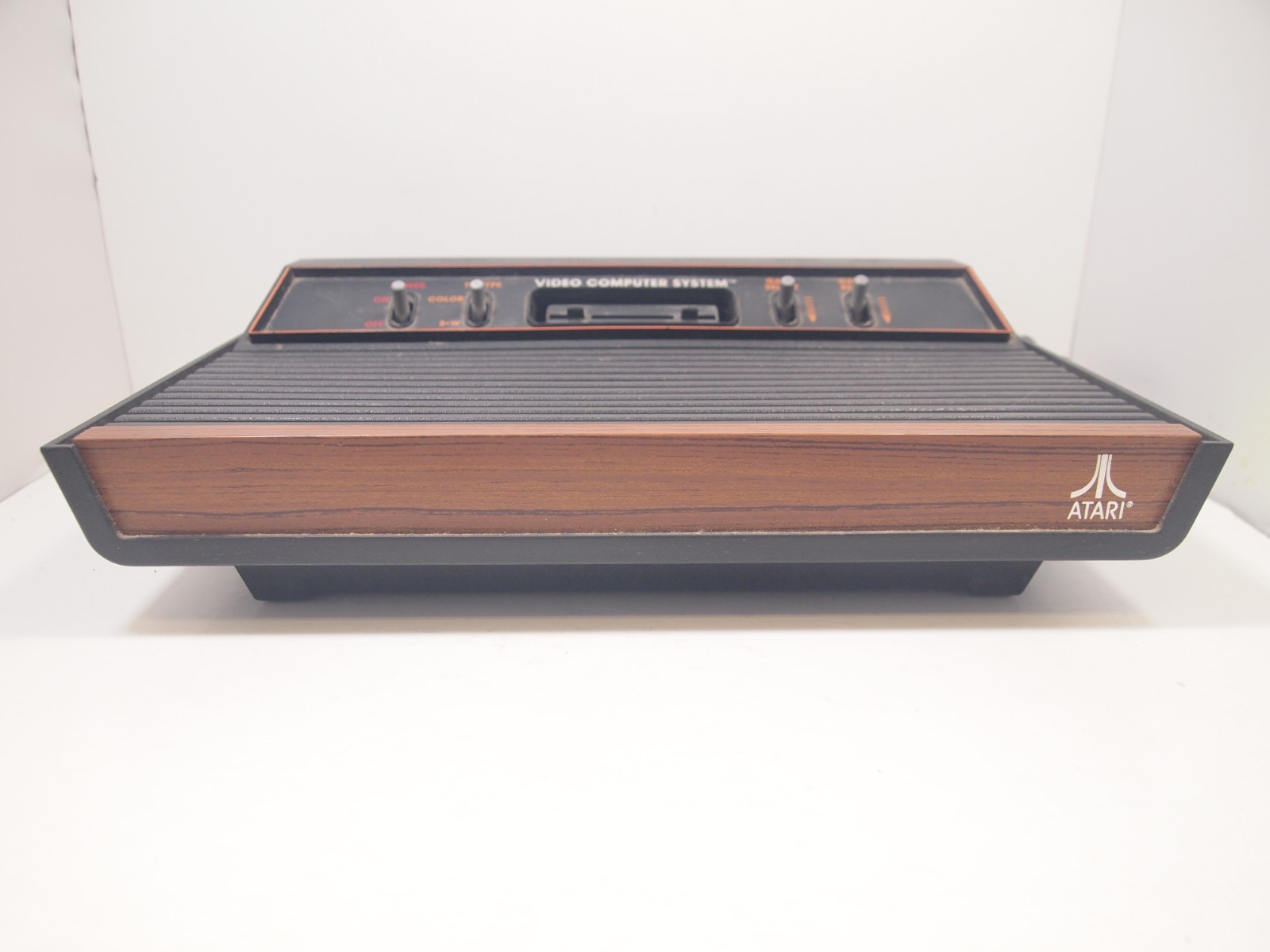 Atari 2600 Console Only Not Working For Parts or Repair