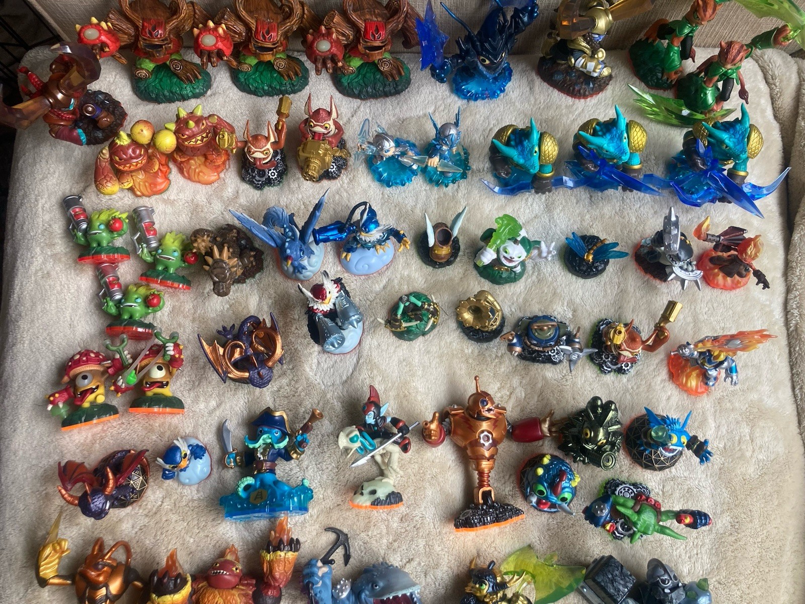 Skylanders Activision Character Action Figure Large Mixed Bundle Lot 58 Pieces