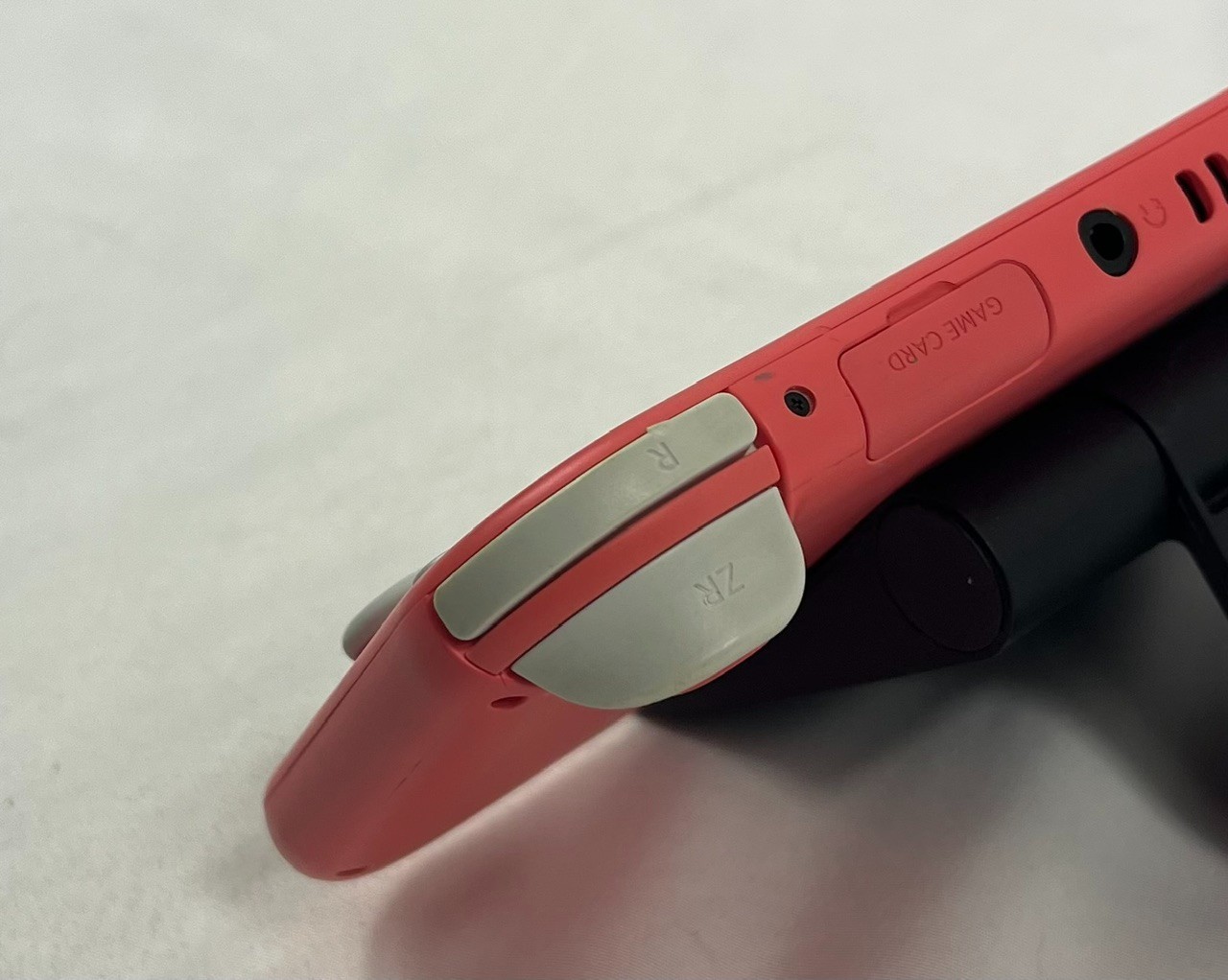 Nintendo Switch lite Coral 2022
