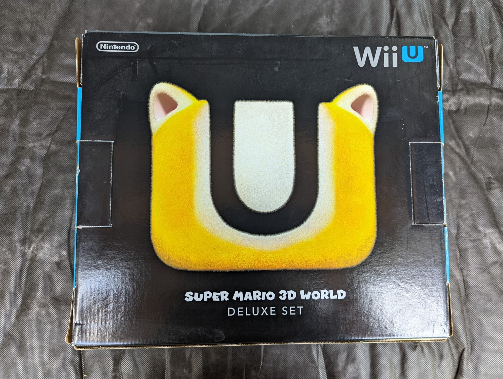 Nintendo Wii U 32GB Super Mario 3D World Deluxe Set Black NTSC-U/C HDMI